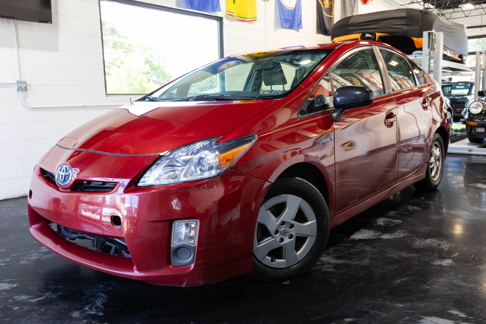 Barcelona Red Metallic 2010 Toyota Prius Hatchback Front-Wheel Drive Continuously Variable Transmission