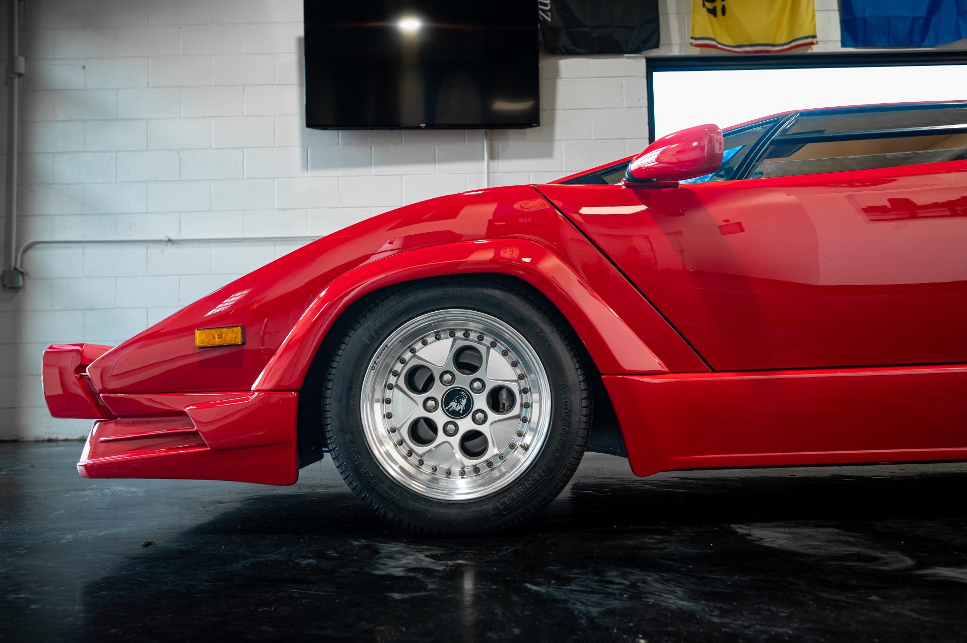 qlachic  Used 1990 Lamborghini Countach 25th Anniversary For Sale