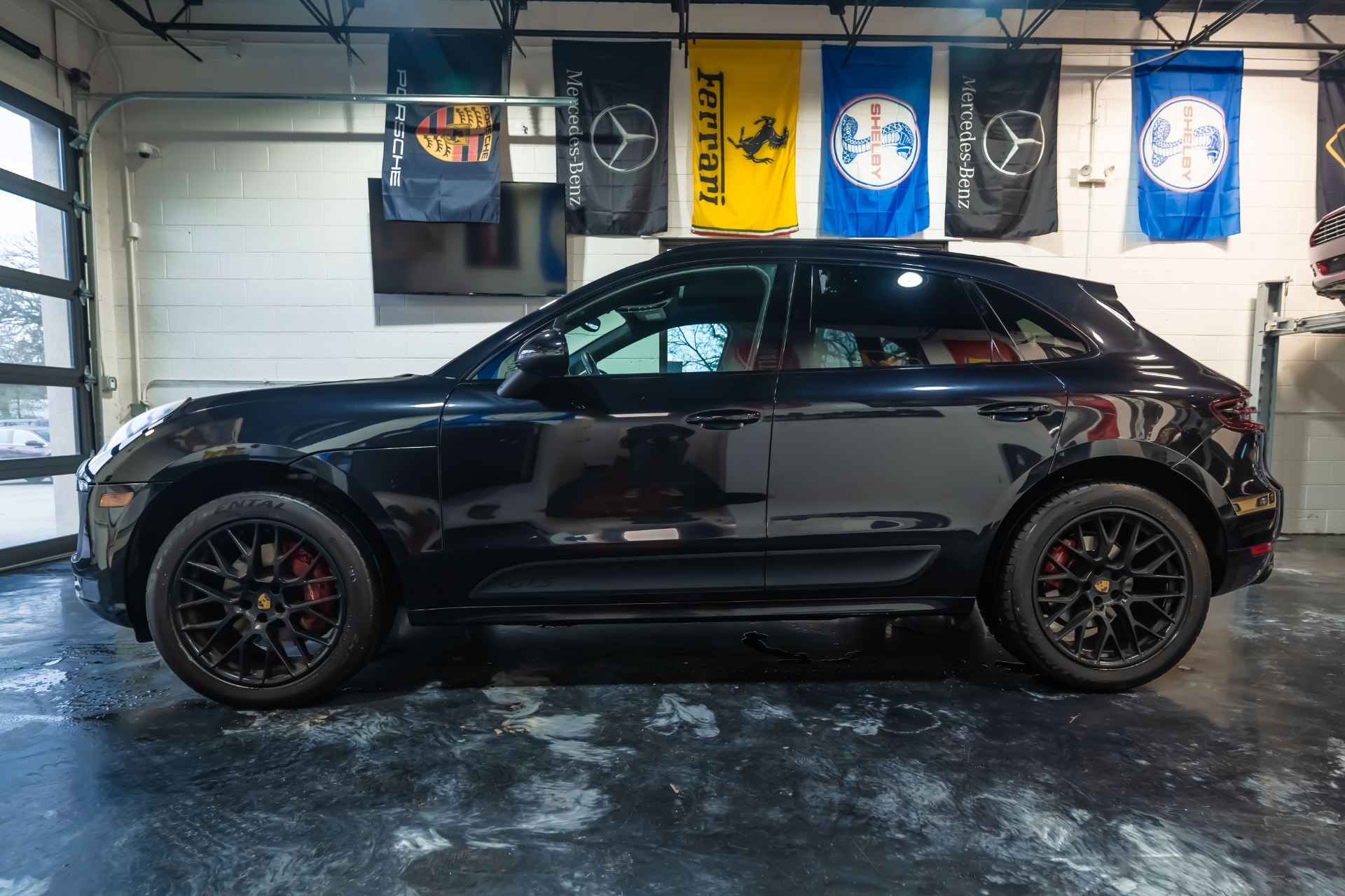 2017 Porsche Macan GTS photo 3