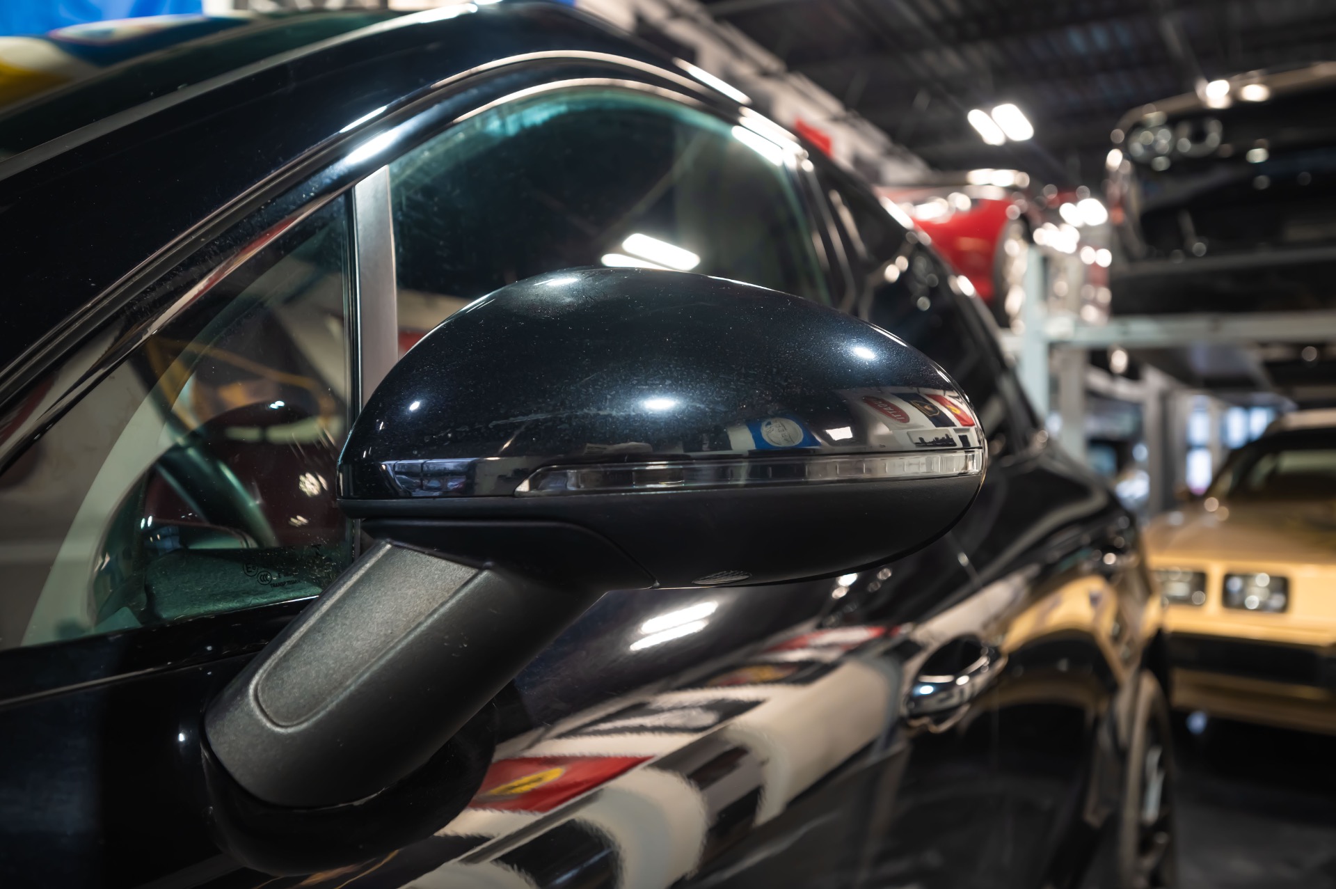 2017 PORSCHE MACAN - Image 8