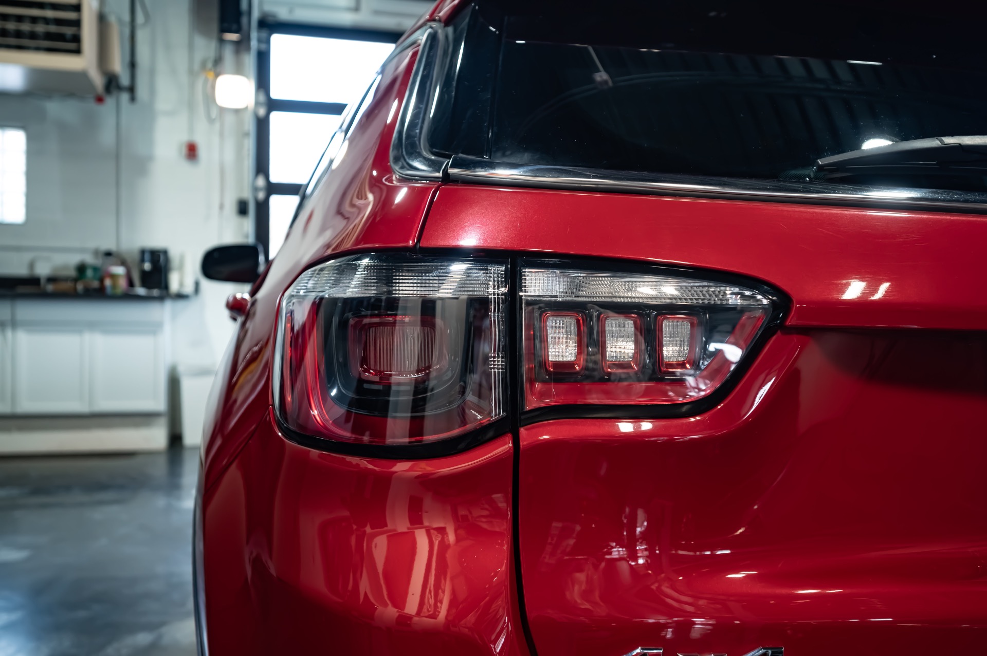 2021 JEEP COMPASS - Image 13