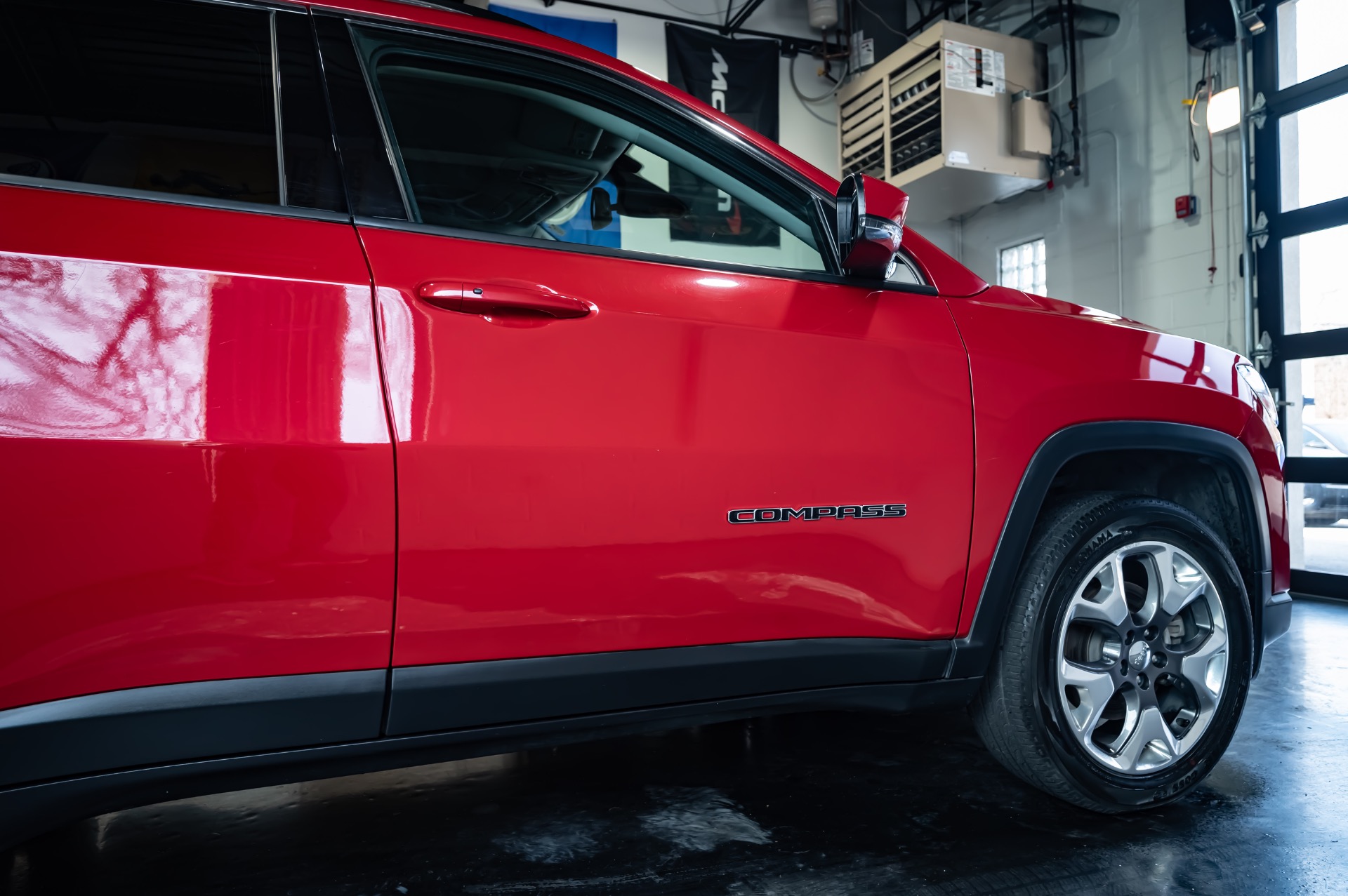 2021 JEEP COMPASS - Image 19
