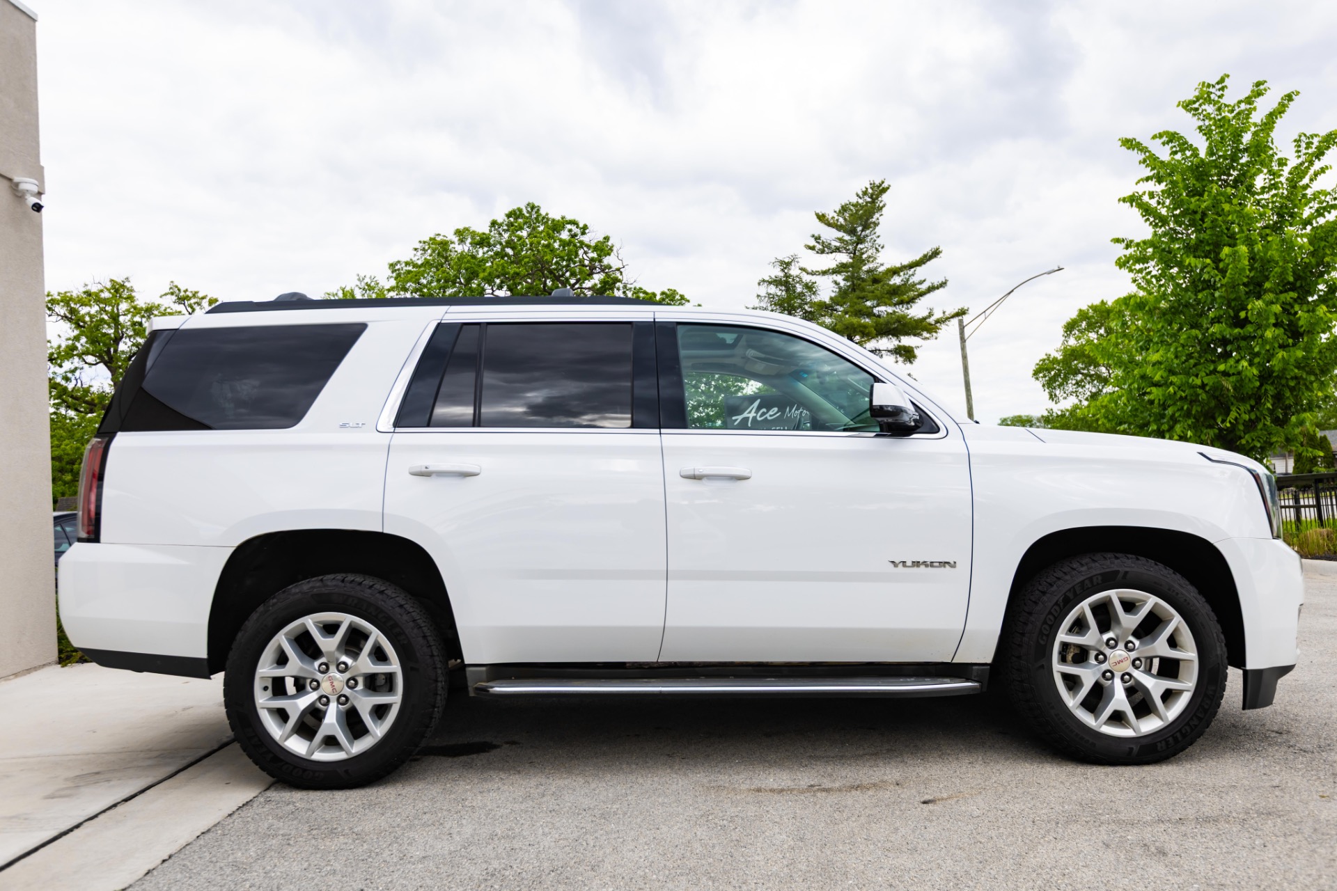 2016 GMC YUKON - Image 20