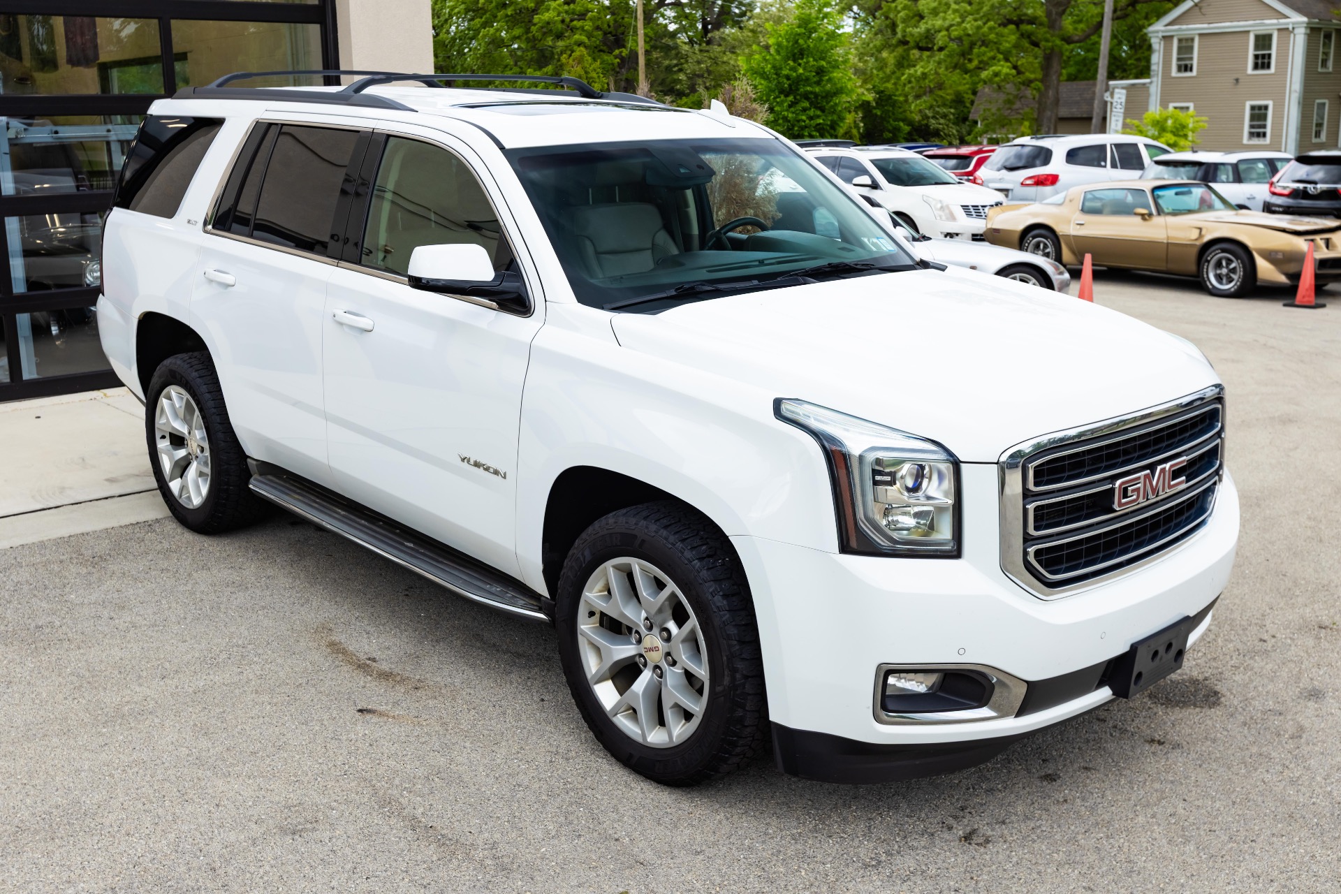 2016 GMC YUKON - Image 29