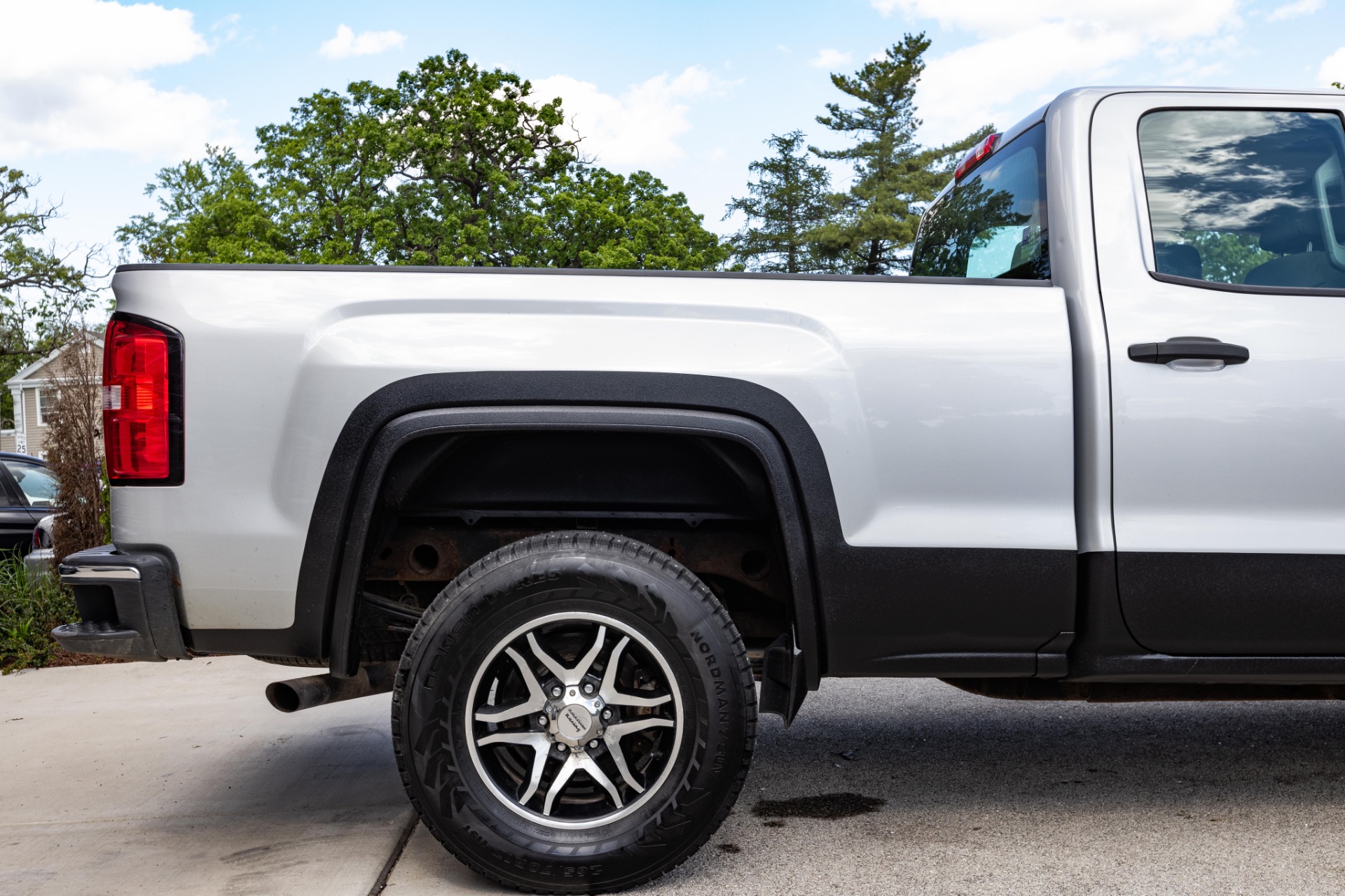 2017 GMC SIERRA - Image 18