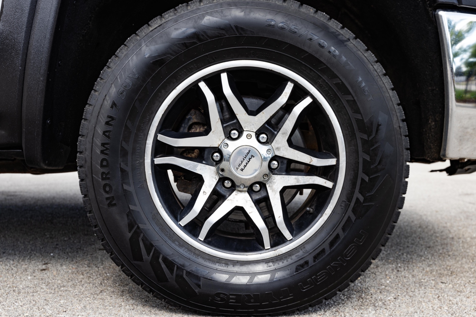 2017 GMC SIERRA - Image 25