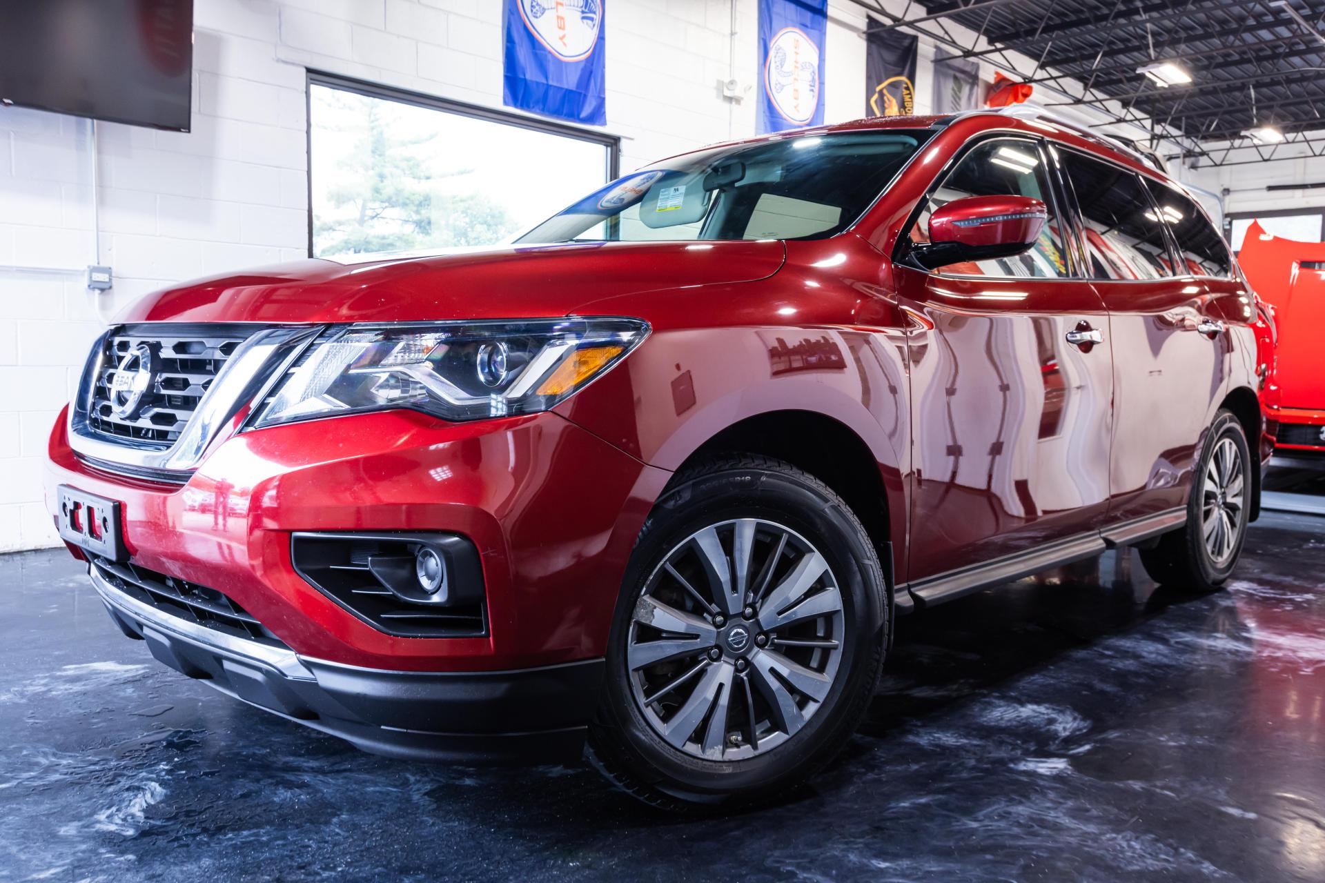 Fascinating Used 2017 Nissan Pathfinder Images