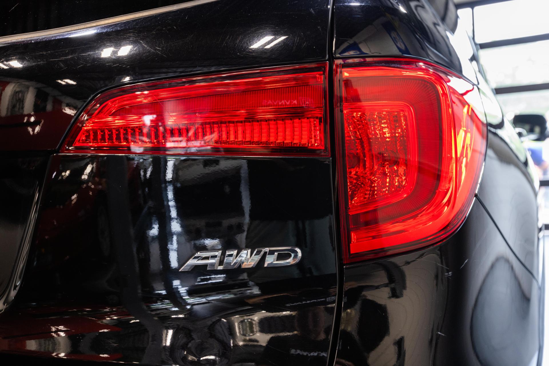 2017 HONDA PILOT - Image 11