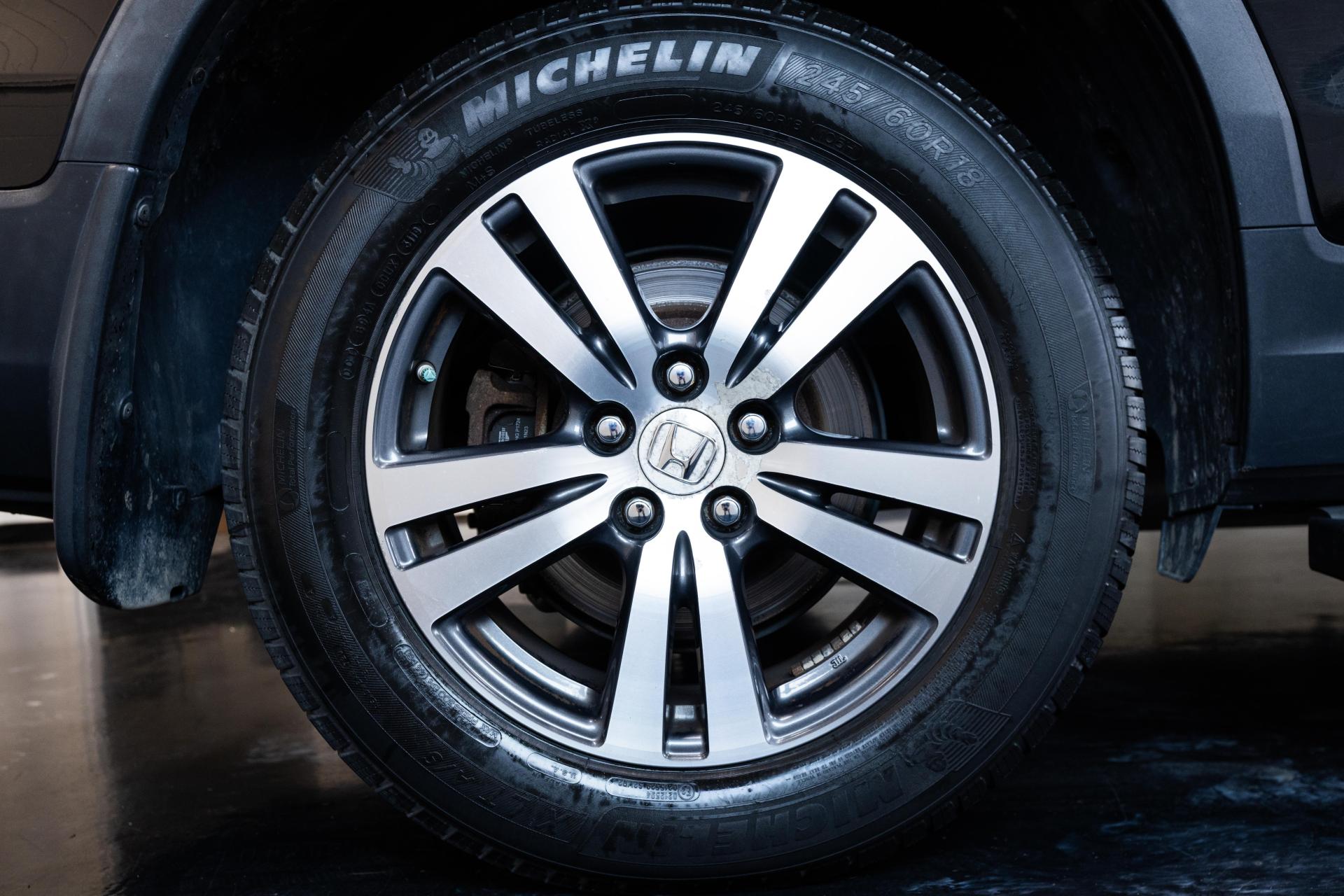 2017 HONDA PILOT - Image 14