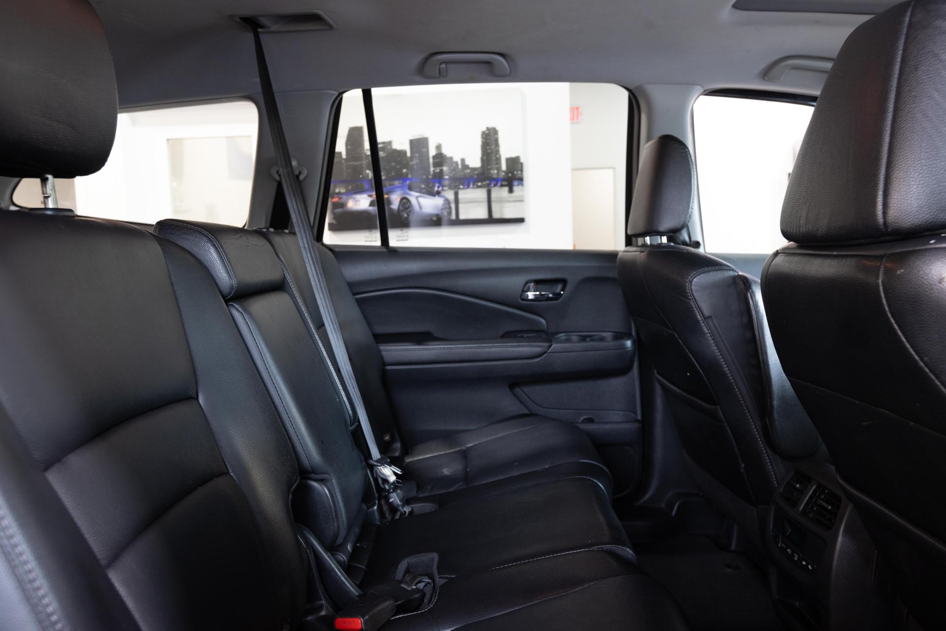 2017 HONDA PILOT - Image 40