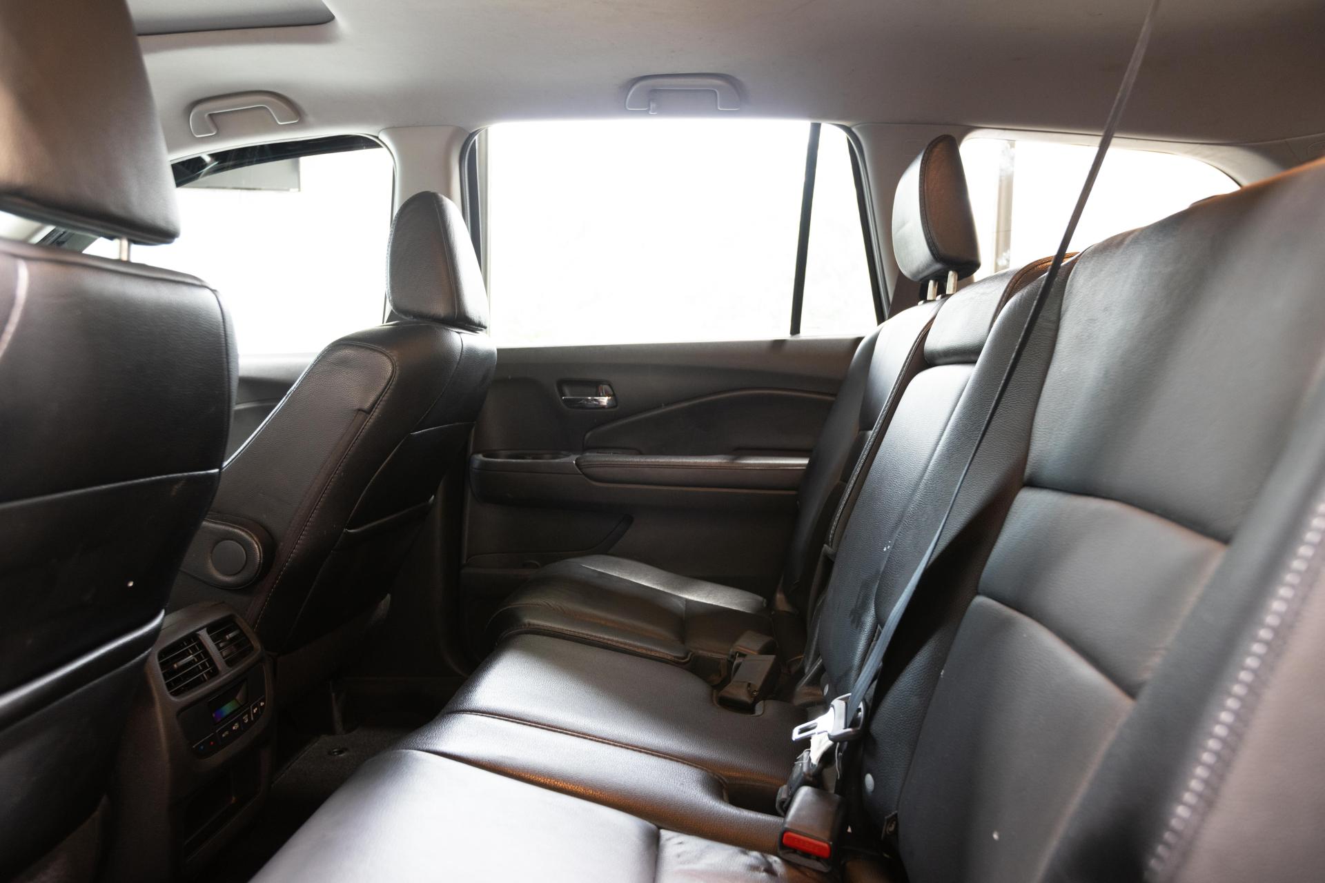 2017 HONDA PILOT - Image 43