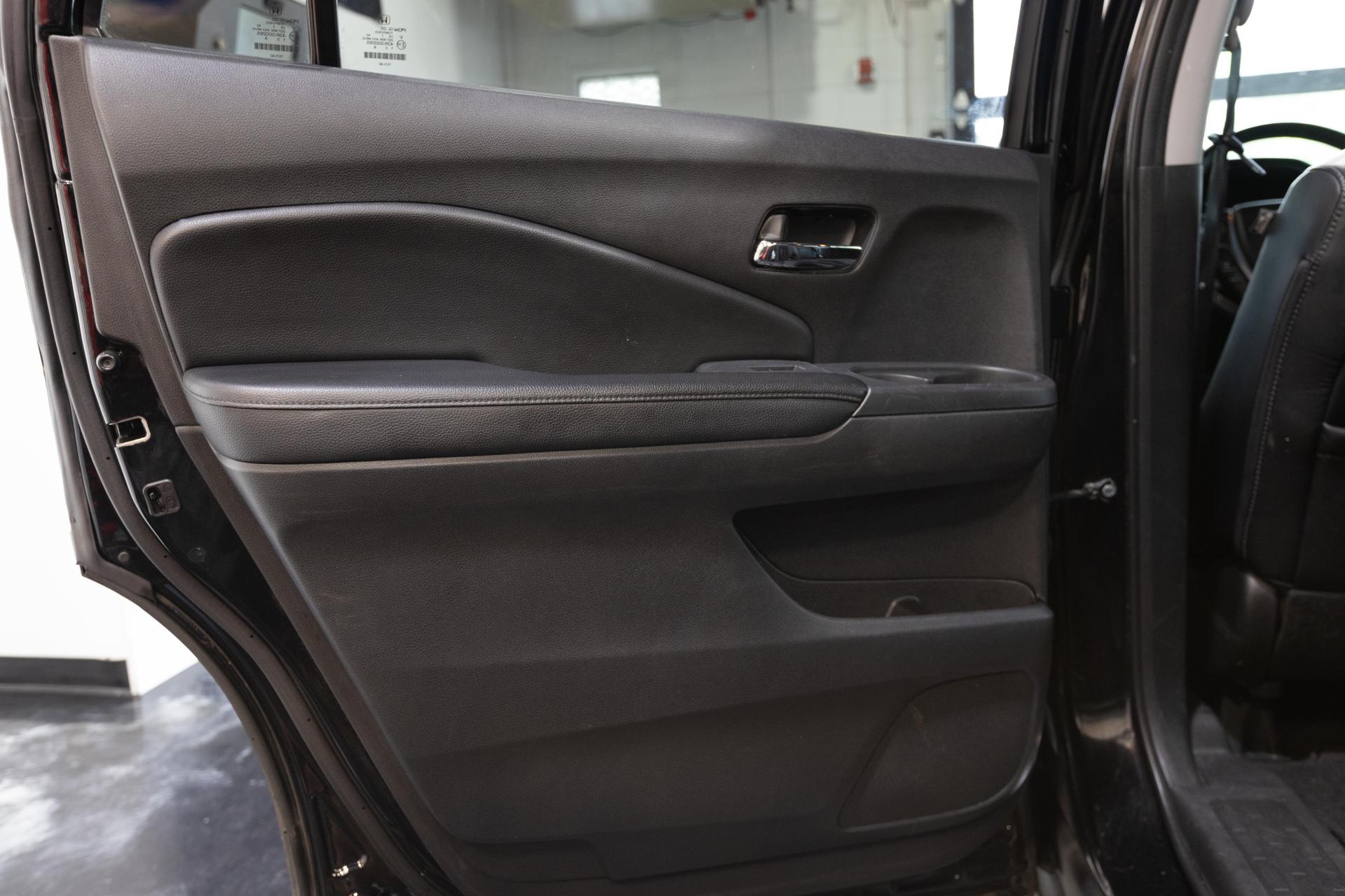 2017 HONDA PILOT - Image 44