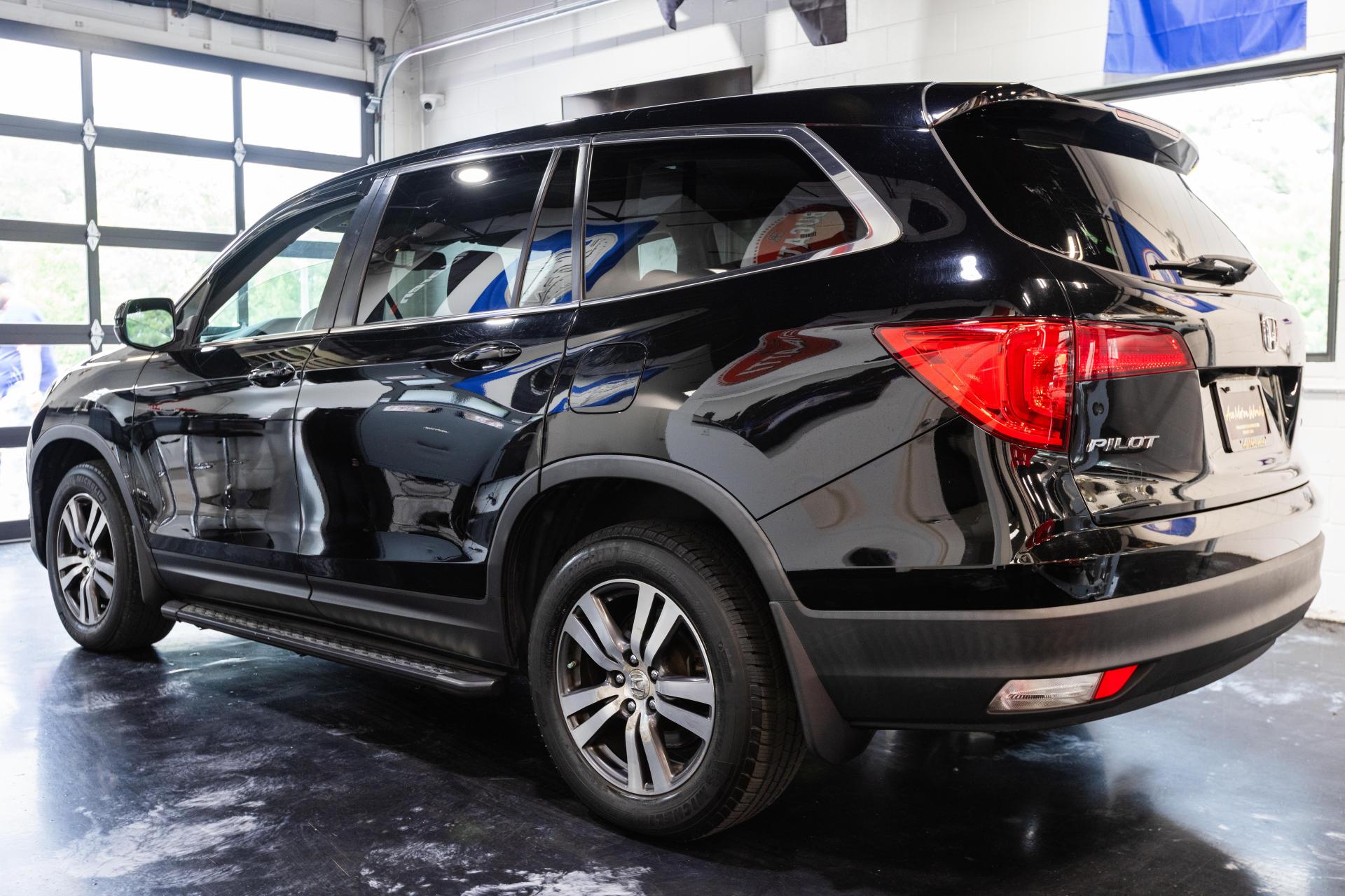 2017 HONDA PILOT - Image 8