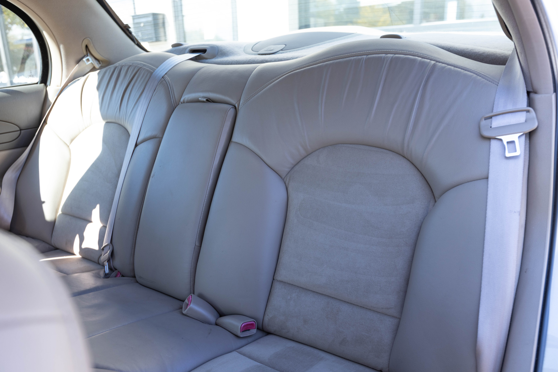 2002 LINCOLN CONTINENTAL - Image 32