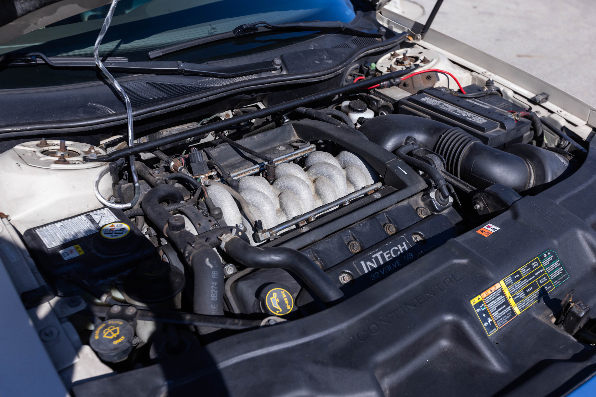 2002 LINCOLN CONTINENTAL - Image 38