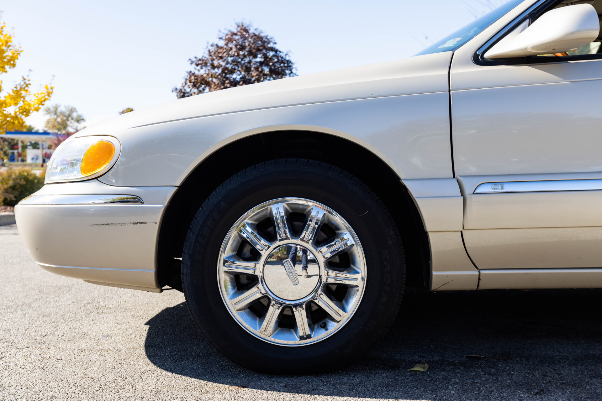 2002 LINCOLN CONTINENTAL - Image 4