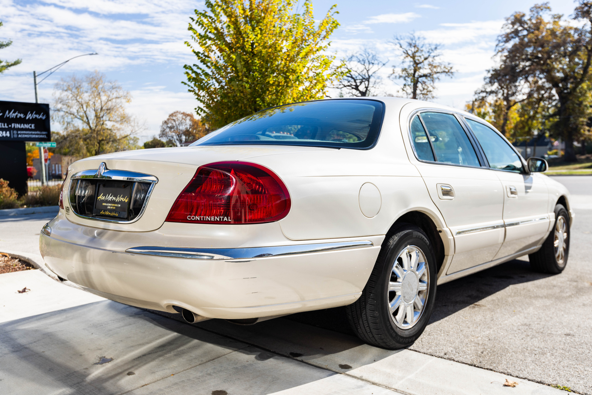 2002 LINCOLN CONTINENTAL - Image 9