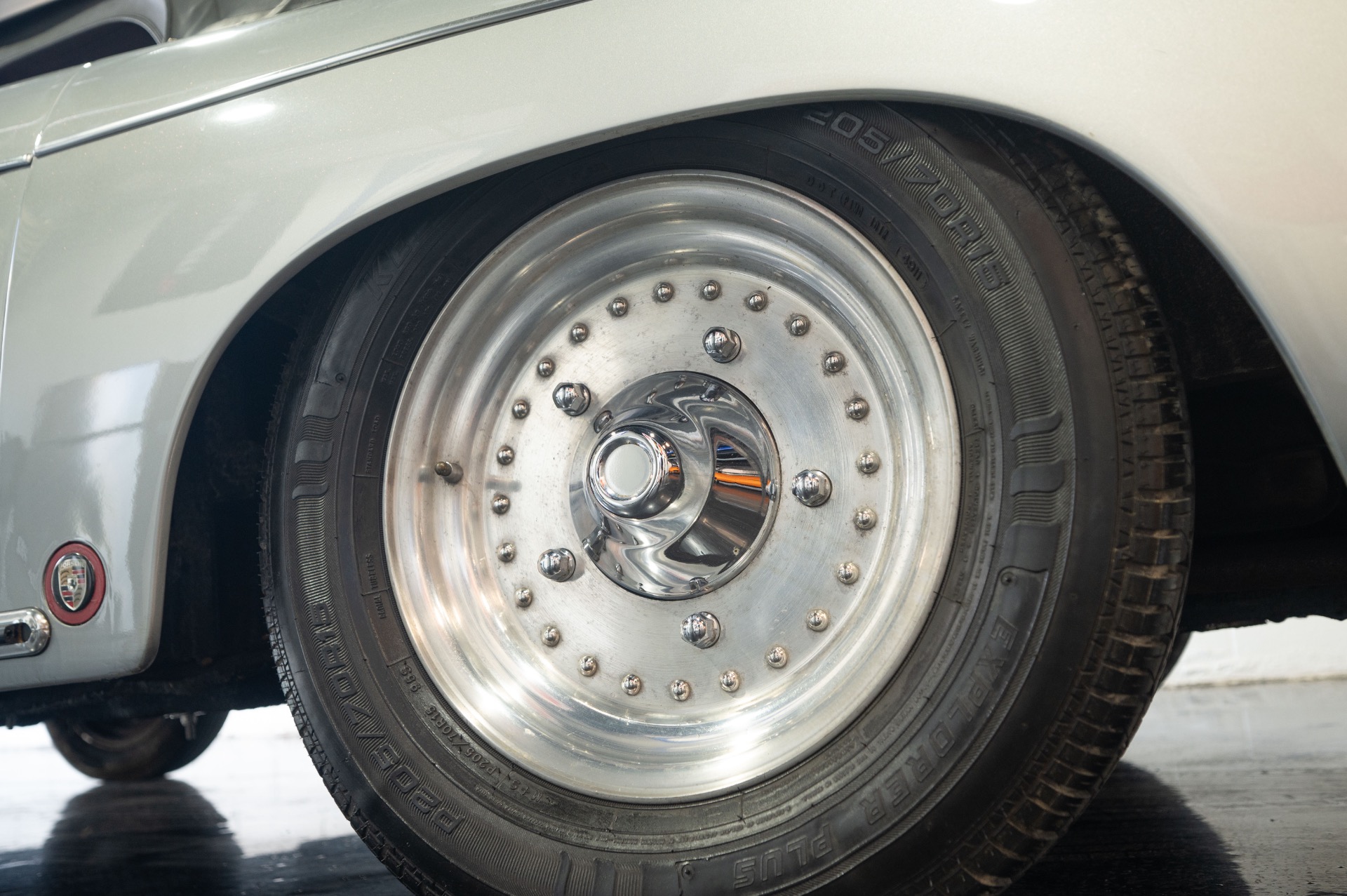 1957 PORSCHE 356 SPEEDSTER - Image 14