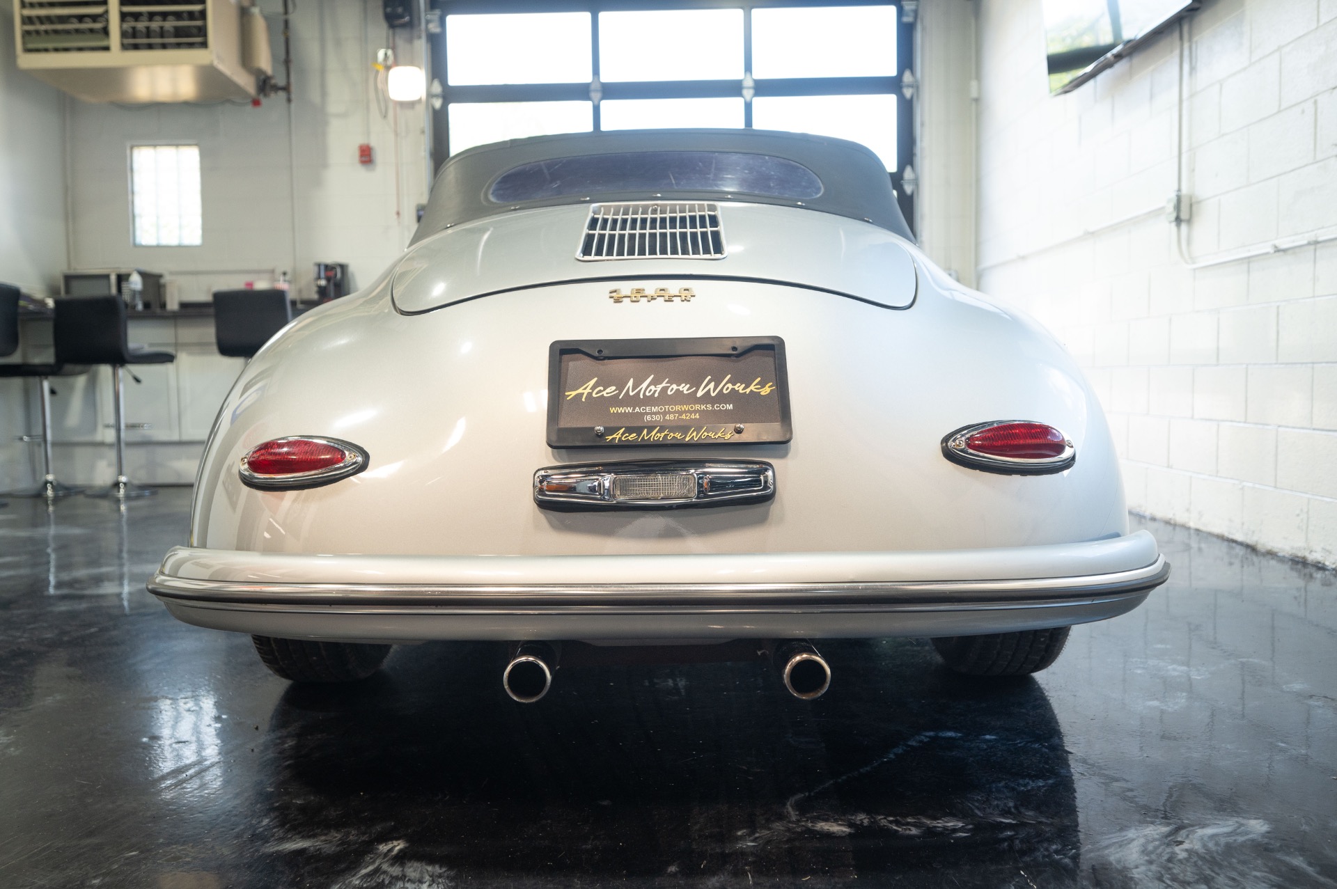 1957 PORSCHE 356 SPEEDSTER - Image 19
