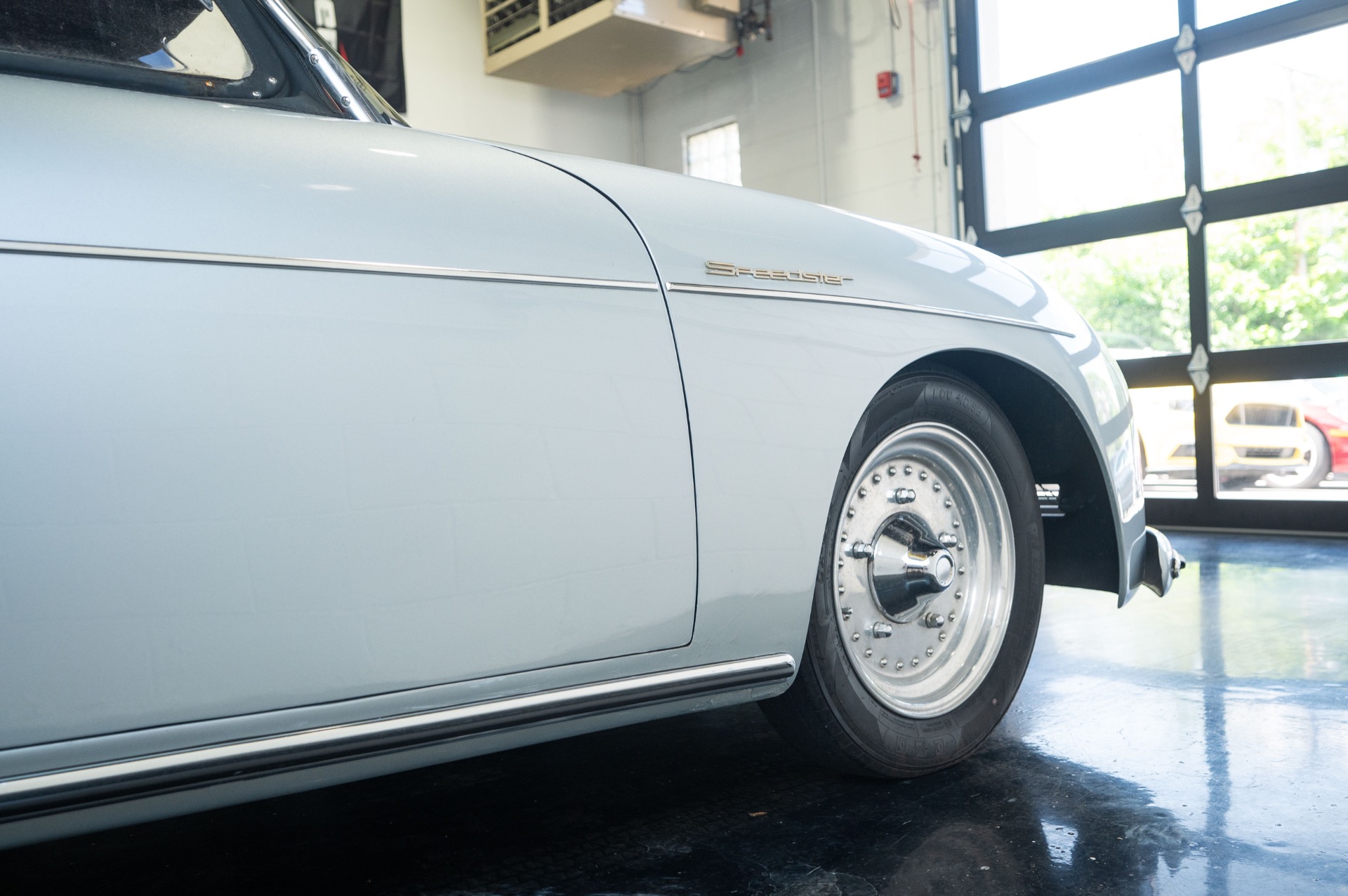 1957 PORSCHE 356 SPEEDSTER - Image 27