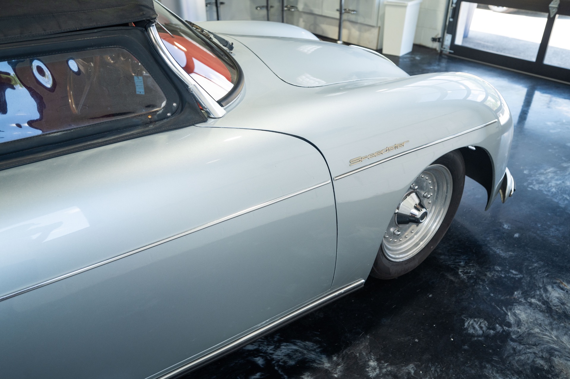 1957 PORSCHE 356 SPEEDSTER - Image 28