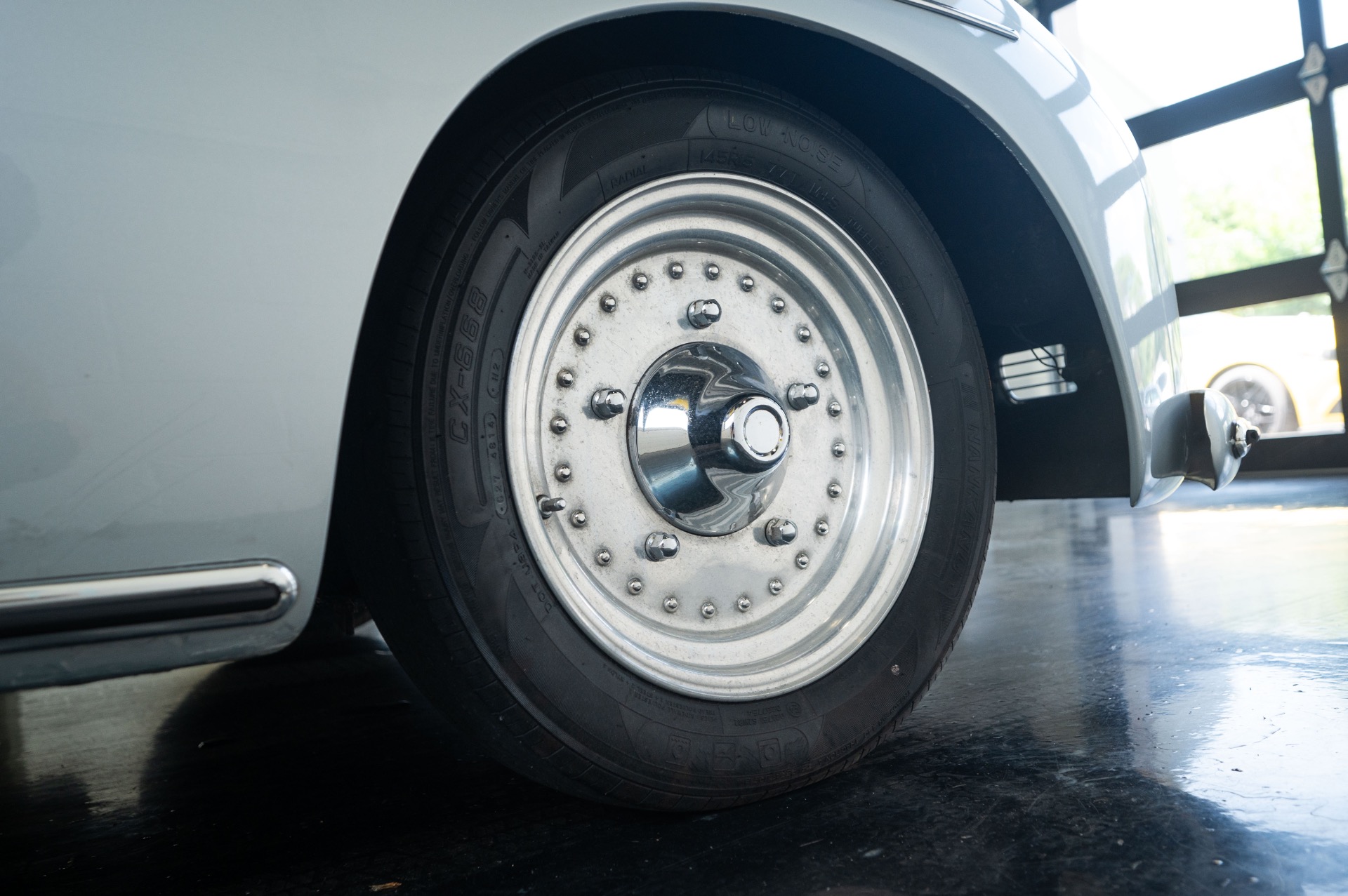 1957 PORSCHE 356 SPEEDSTER - Image 30