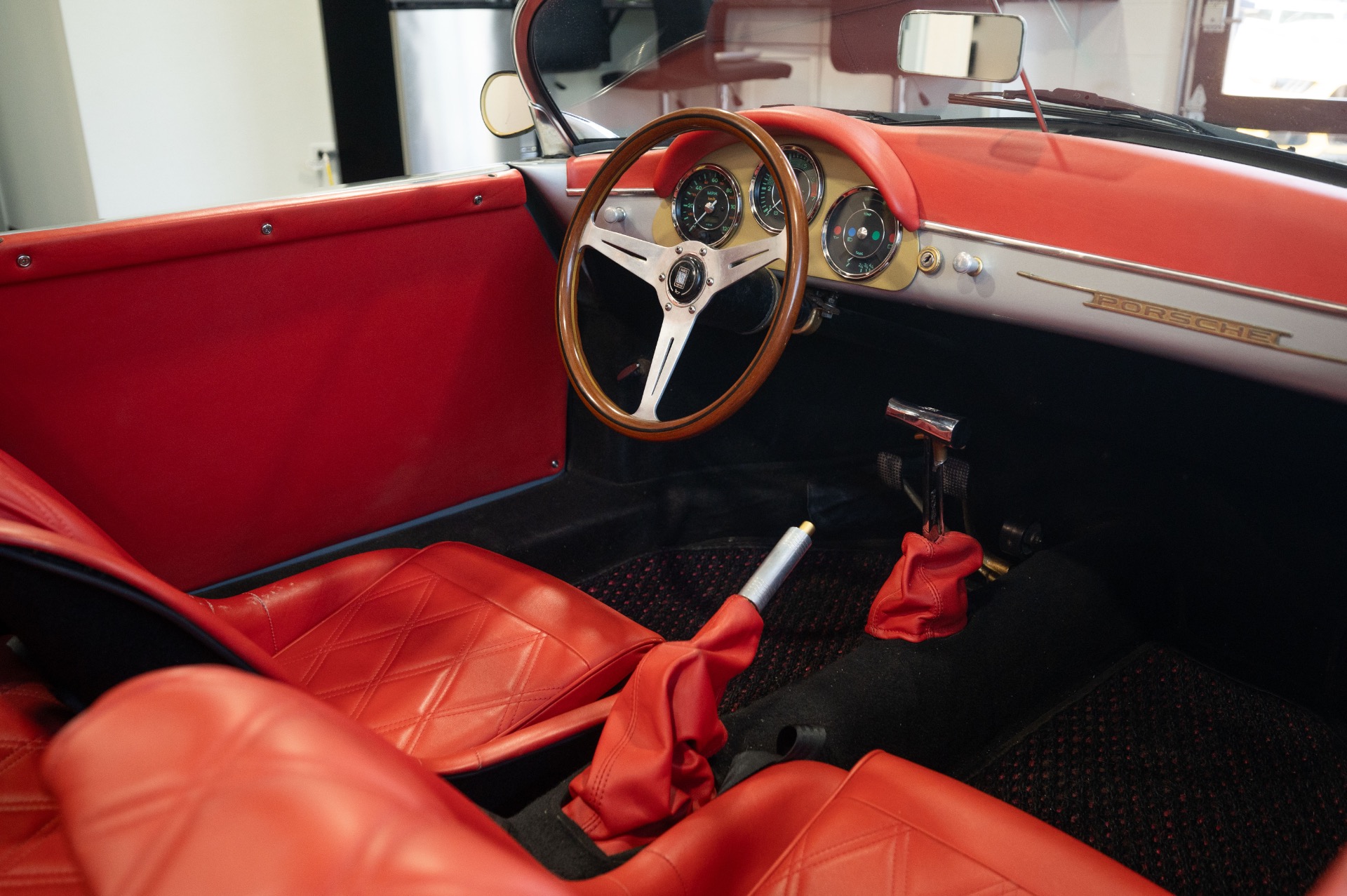 1957 PORSCHE 356 SPEEDSTER - Image 47