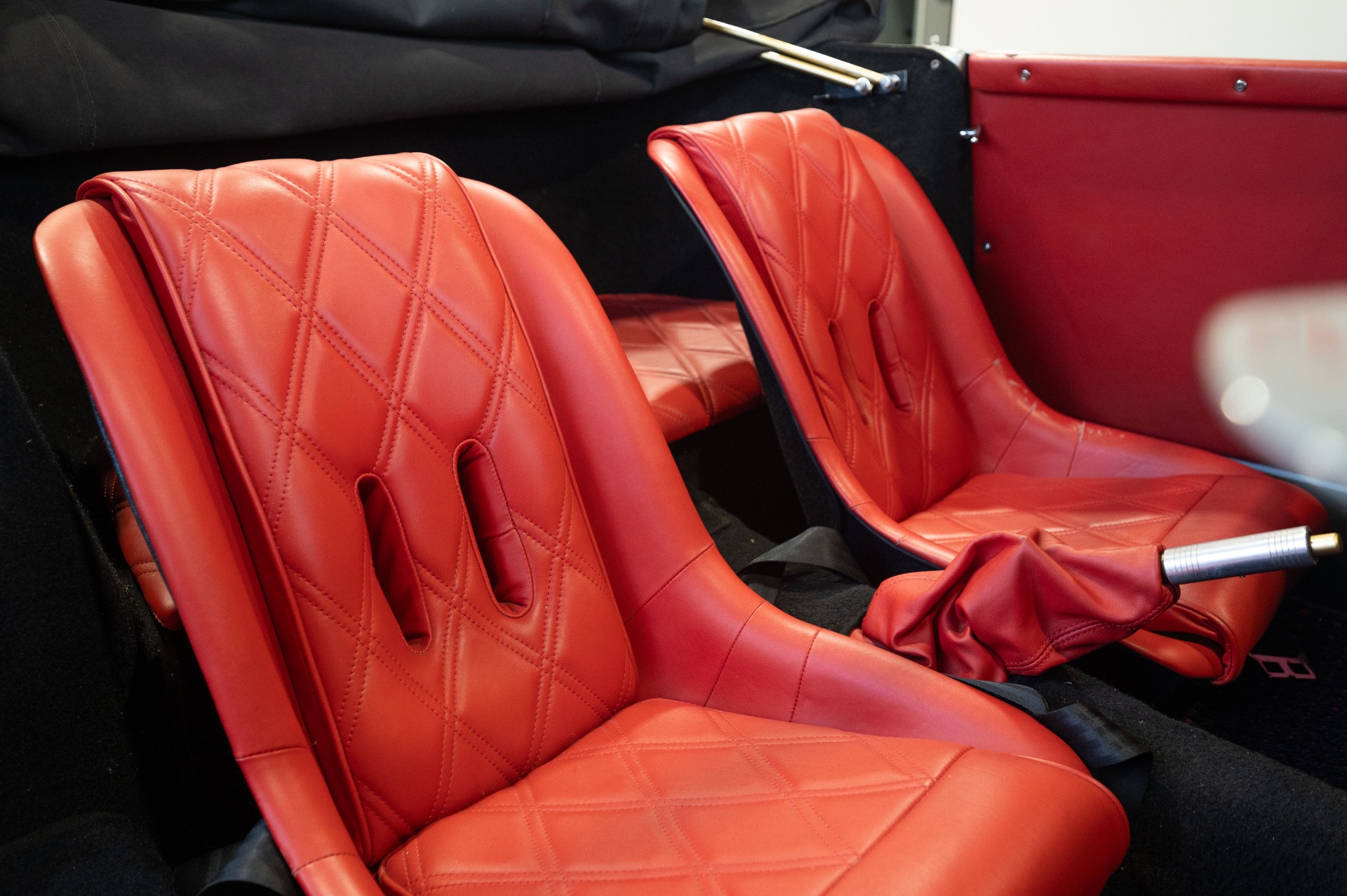 1957 PORSCHE 356 SPEEDSTER - Image 49