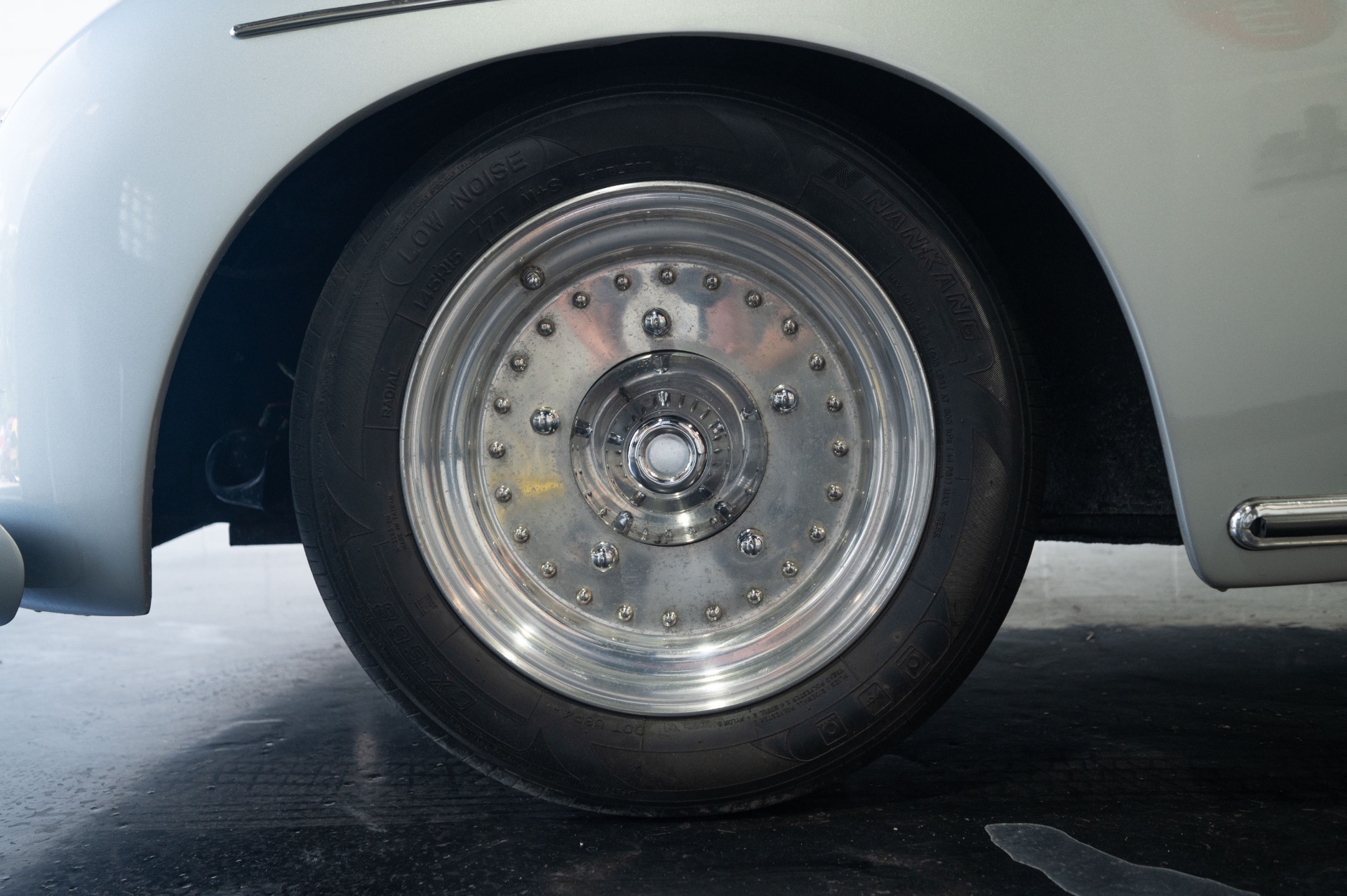 1957 PORSCHE 356 SPEEDSTER - Image 5