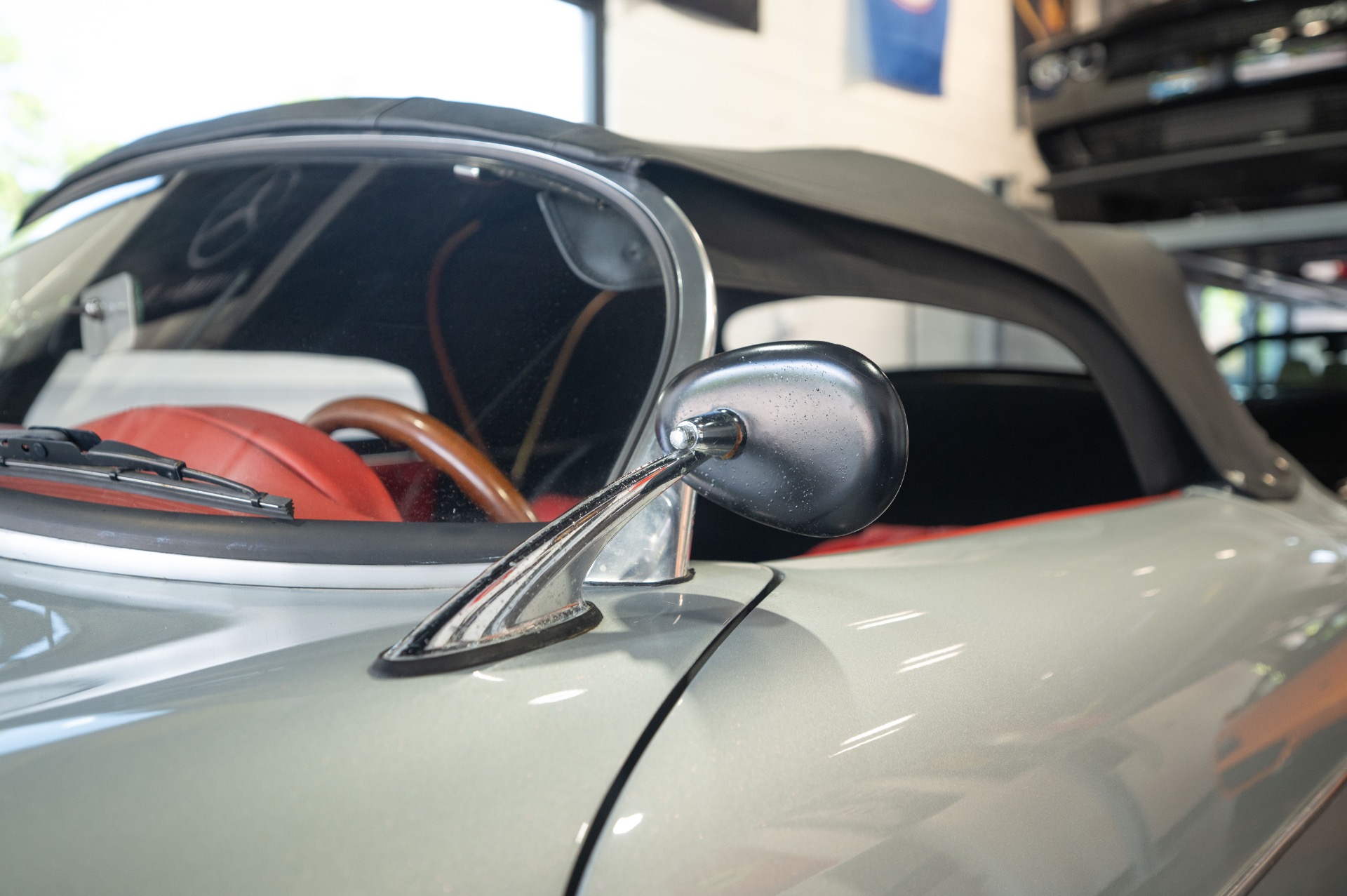 1957 PORSCHE 356 SPEEDSTER - Image 8