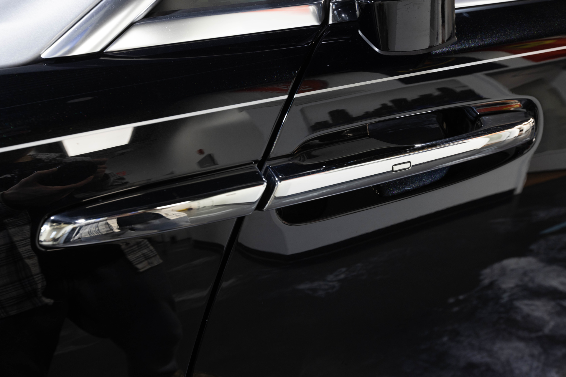 2016 ROLLS-ROYCE DAWN - Image 10