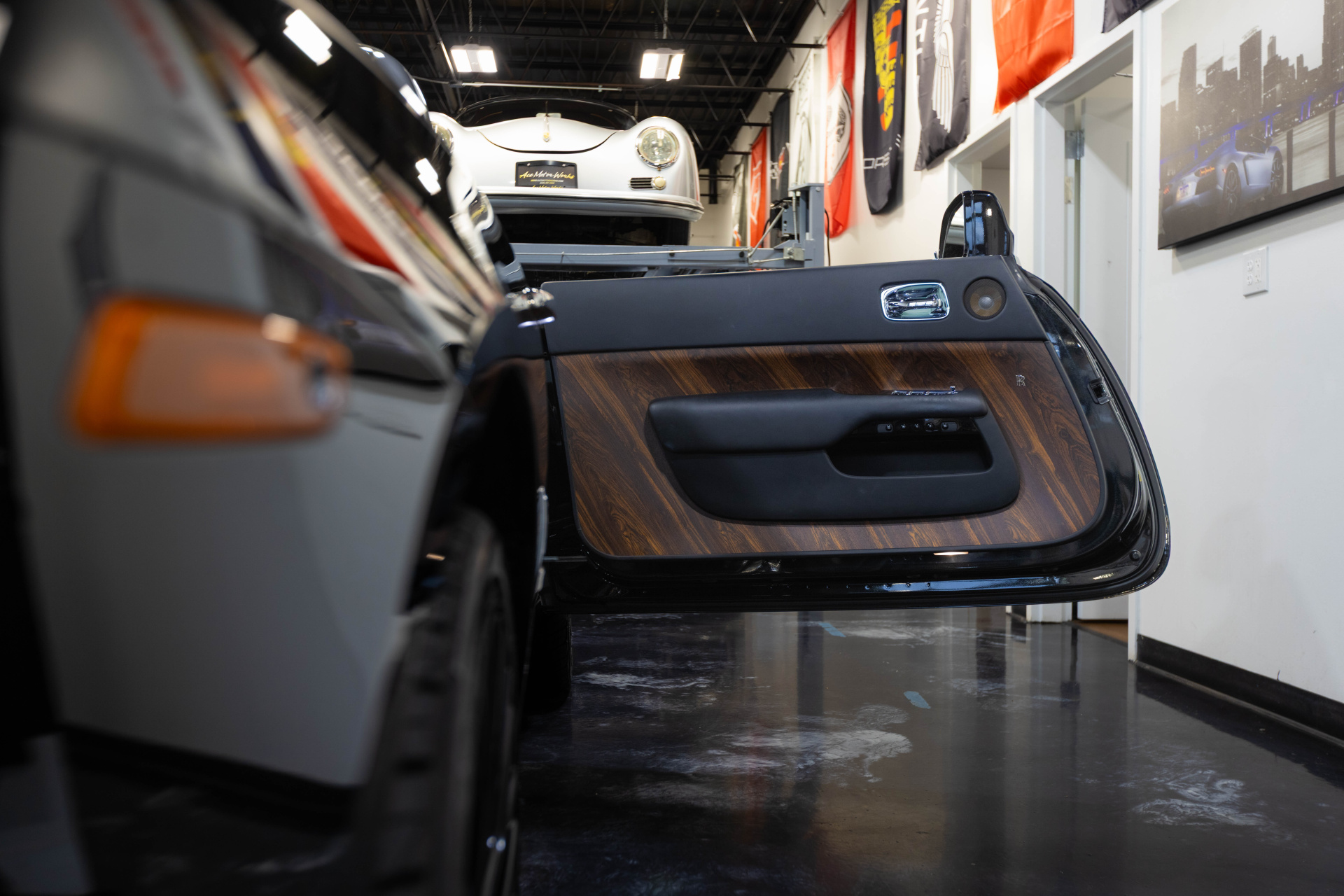 2016 ROLLS-ROYCE DAWN - Image 41