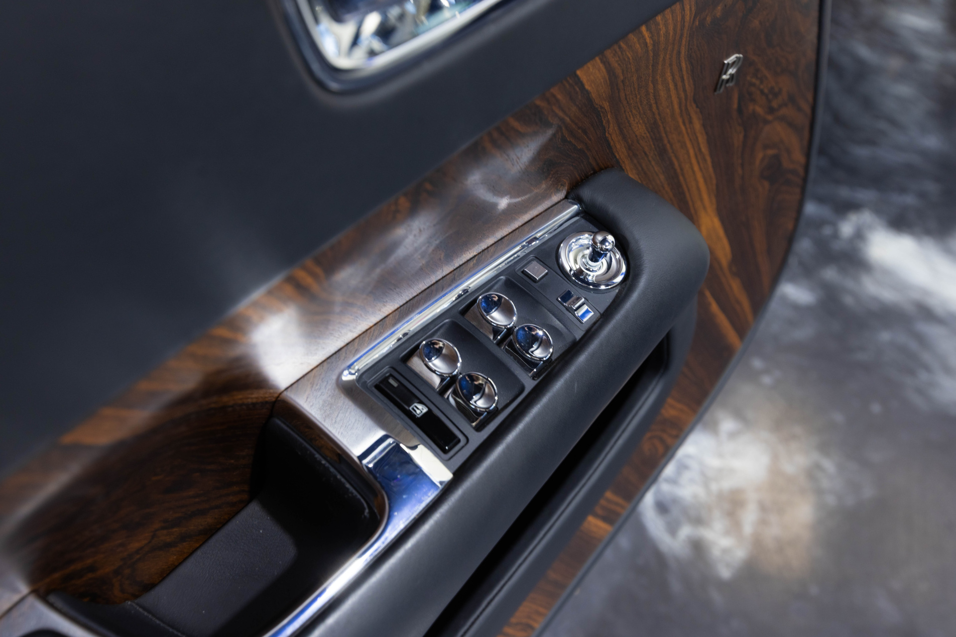 2016 ROLLS-ROYCE DAWN - Image 47