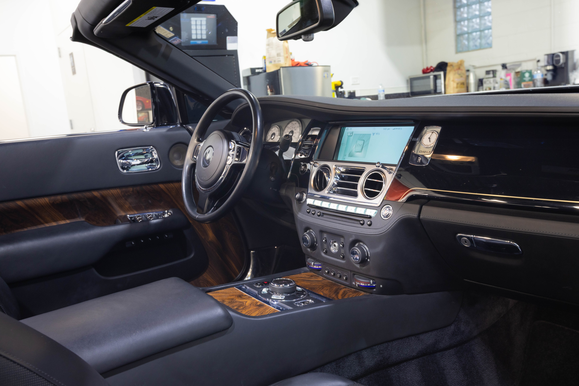 2016 ROLLS-ROYCE DAWN - Image 67