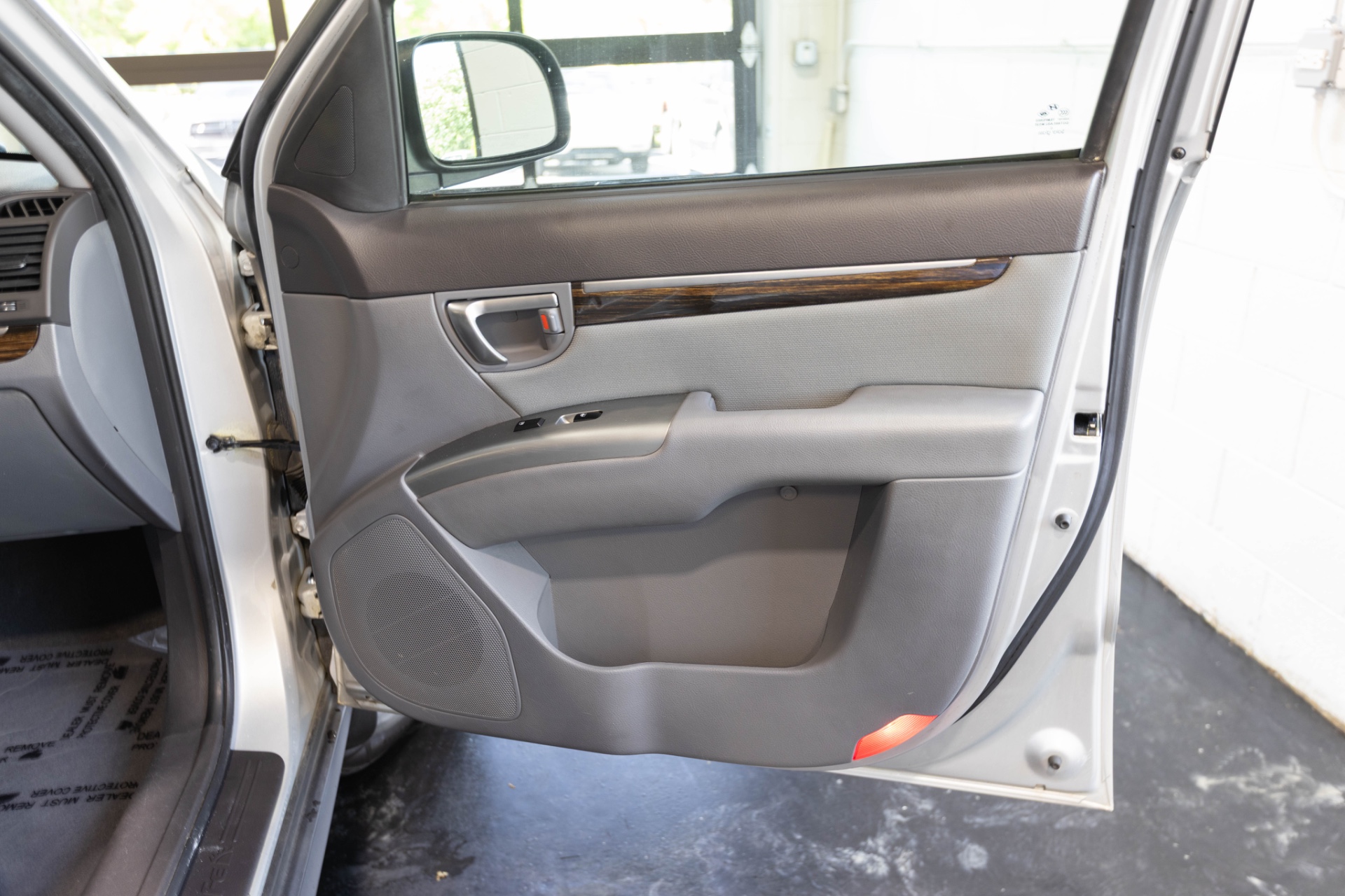 2011 Hyundai Santa Fe GLS - Photo 28