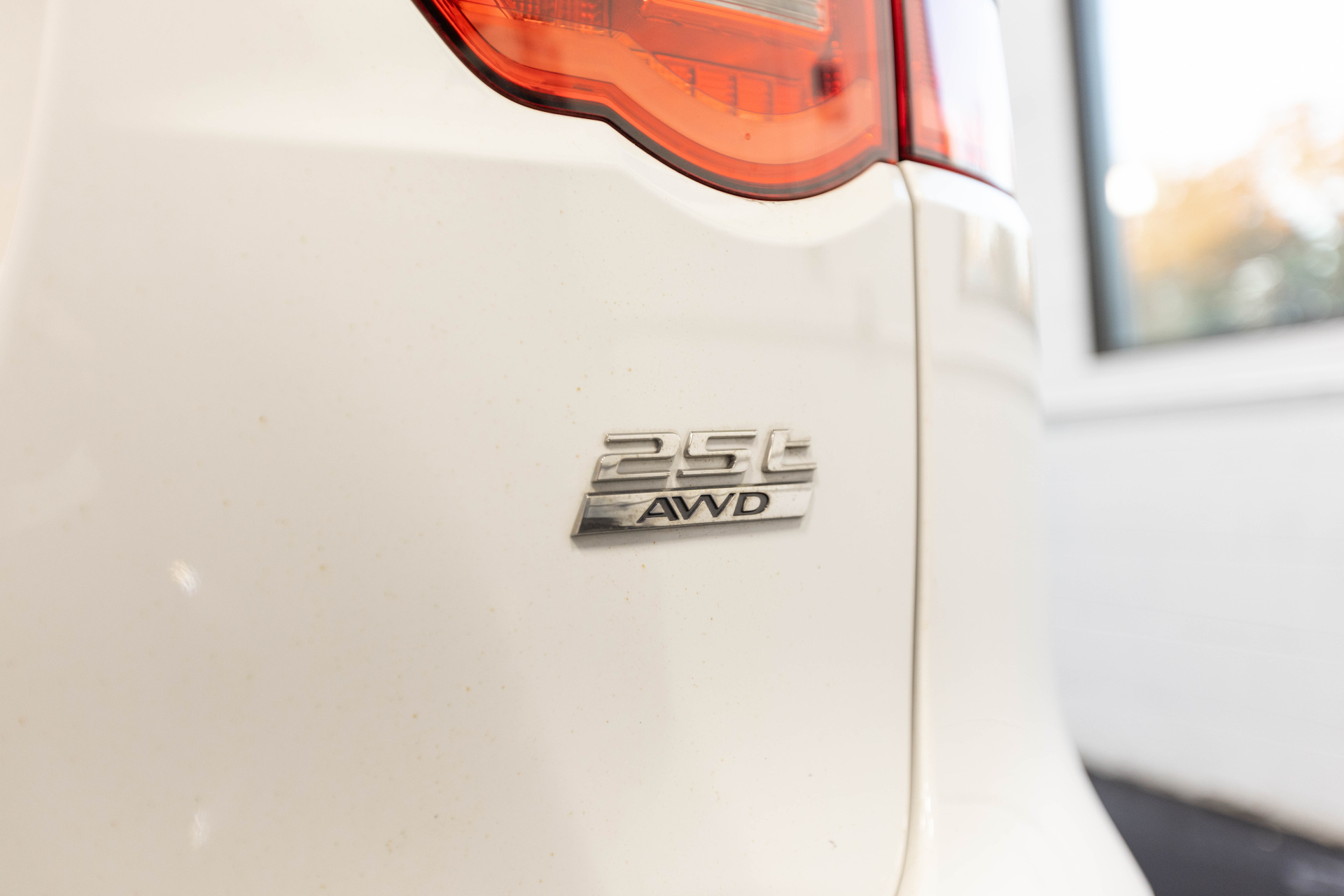 2018 JAGUAR F-PACE - Image 13