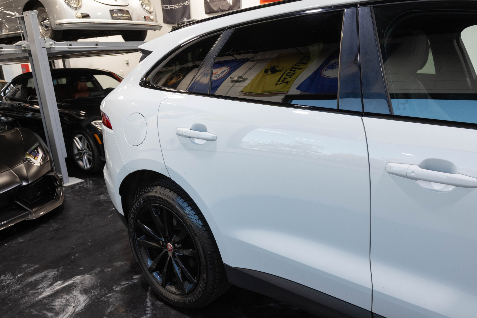 2018 JAGUAR F-PACE - Image 16