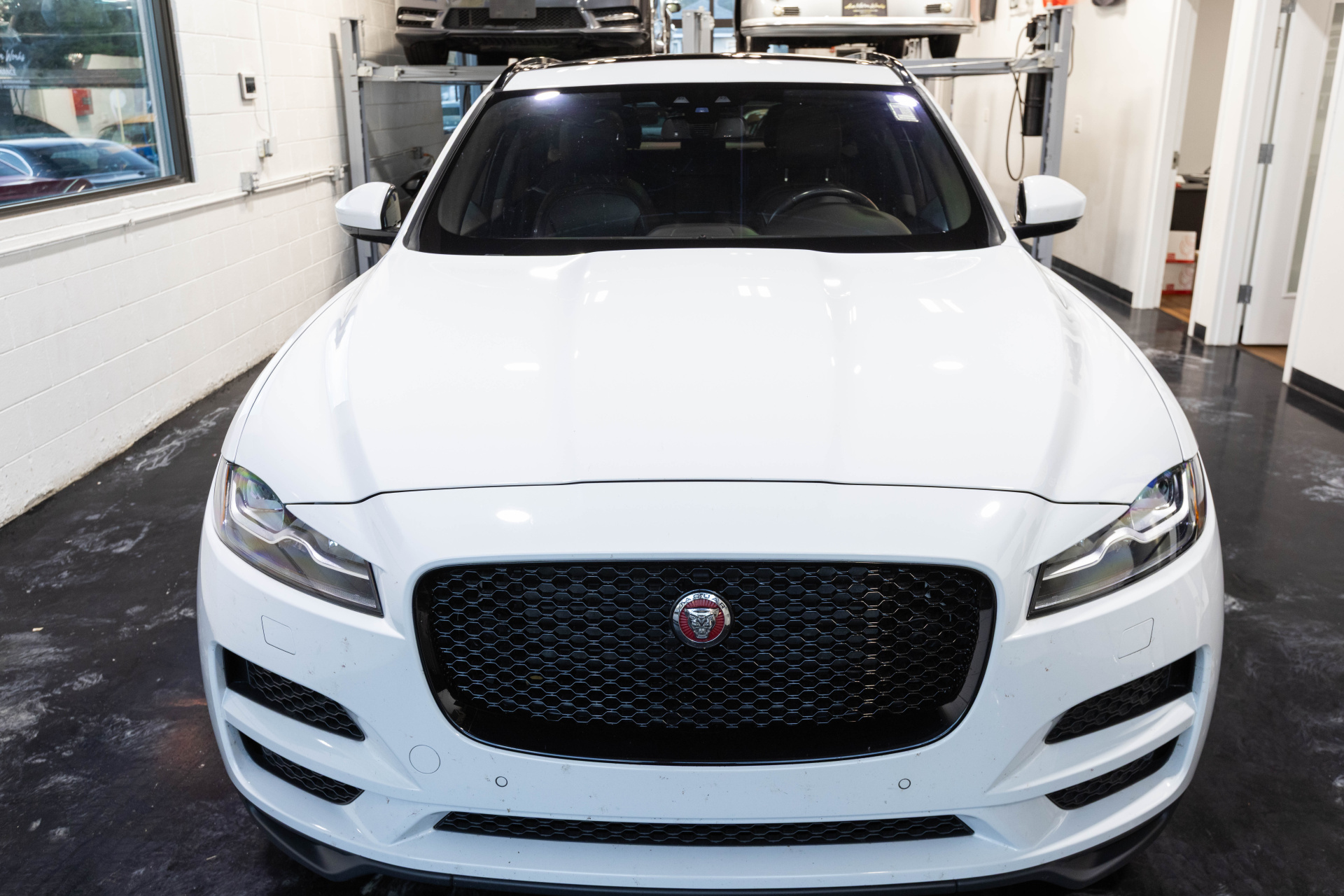 2018 JAGUAR F-PACE - Image 25