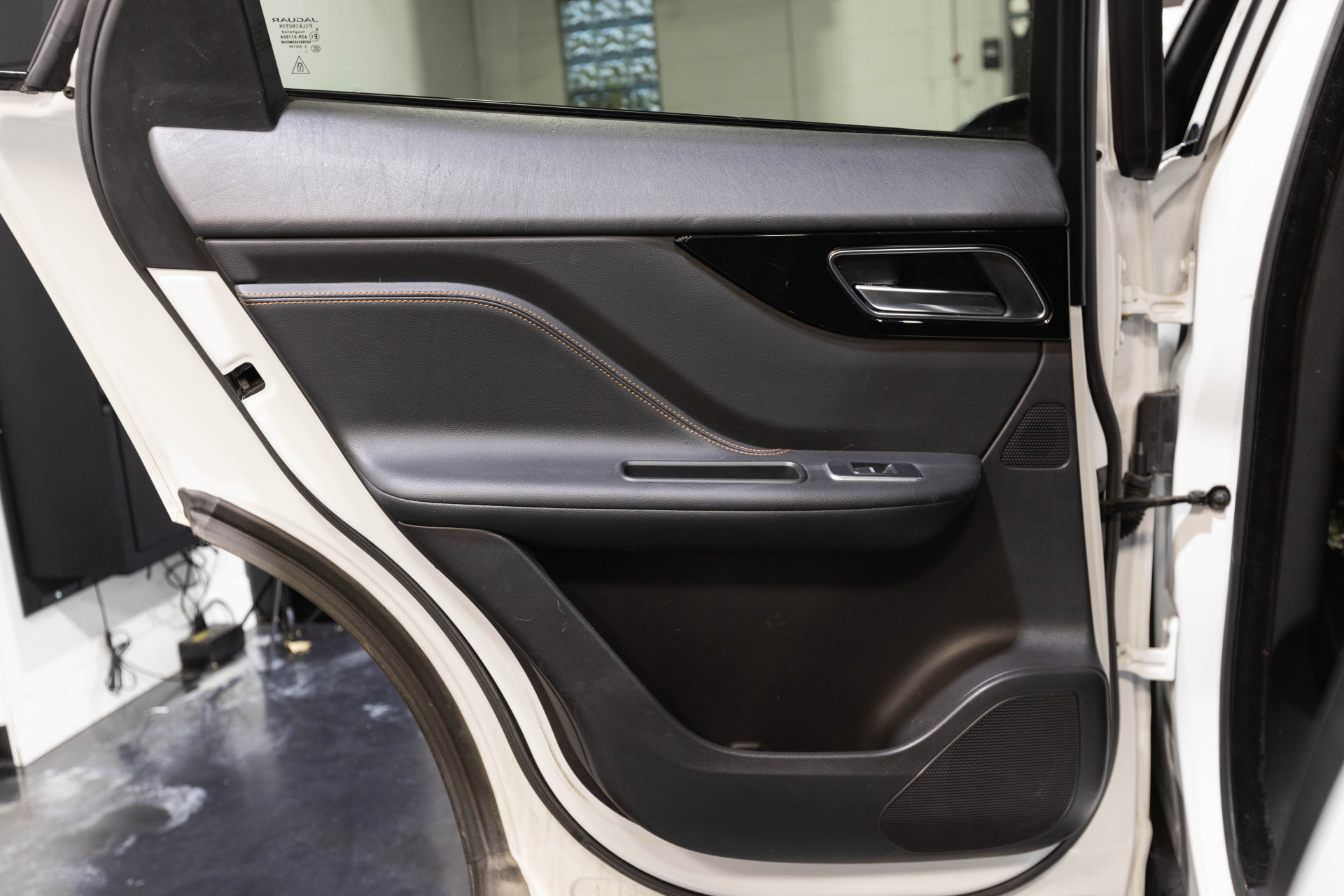 2018 JAGUAR F-PACE - Image 45