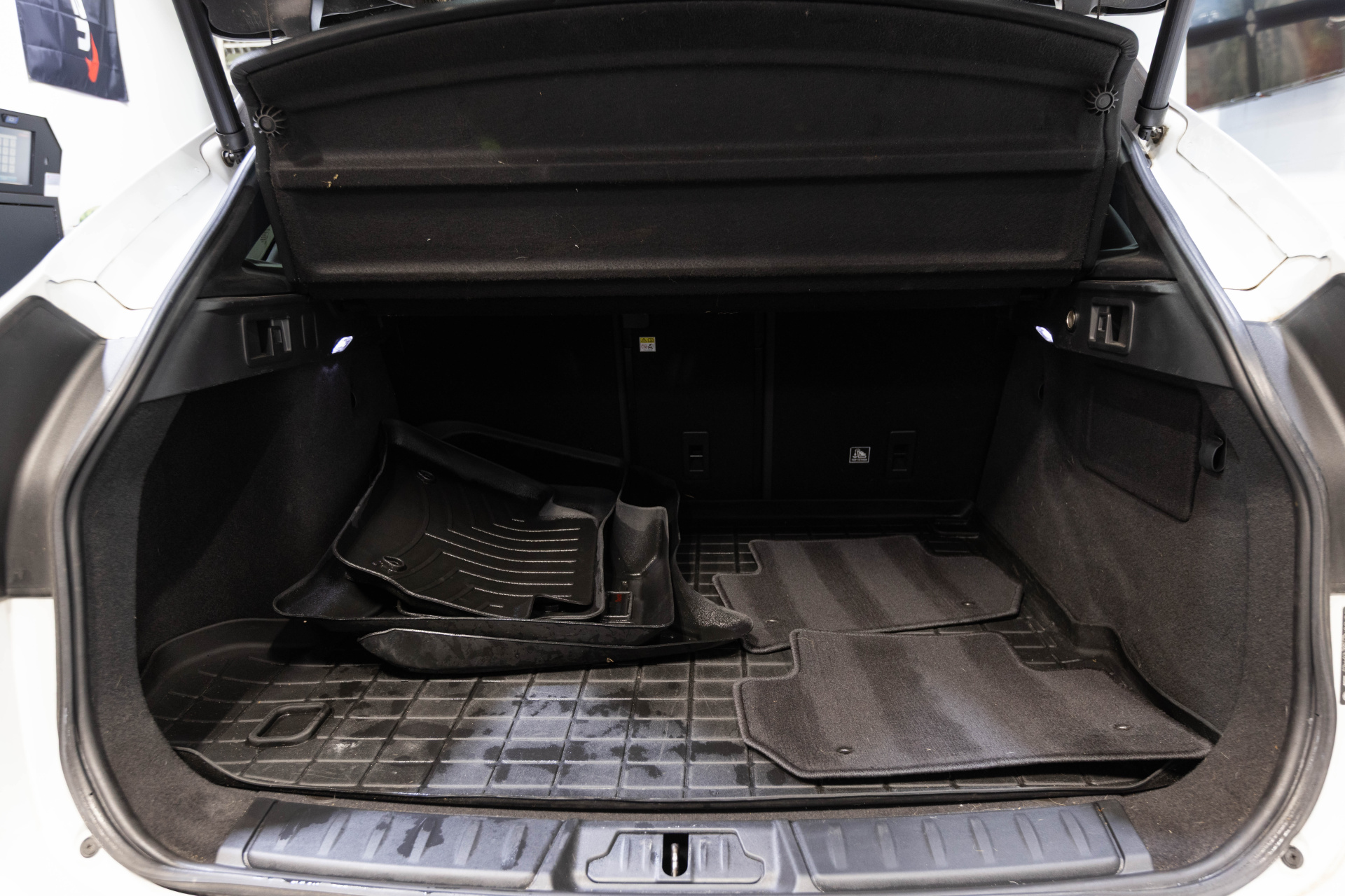 2018 JAGUAR F-PACE - Image 46