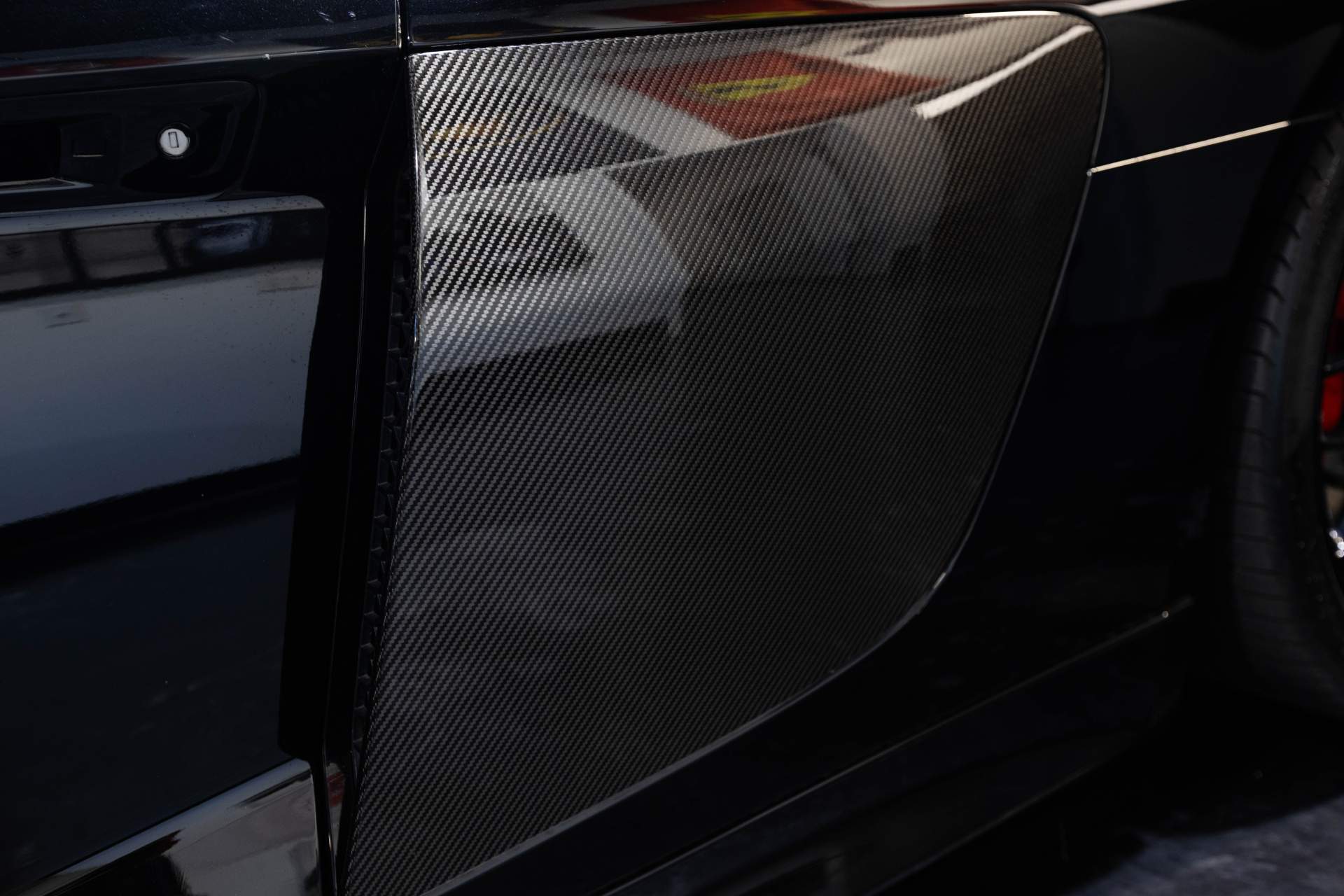 2017 AUDI R8 - Image 10