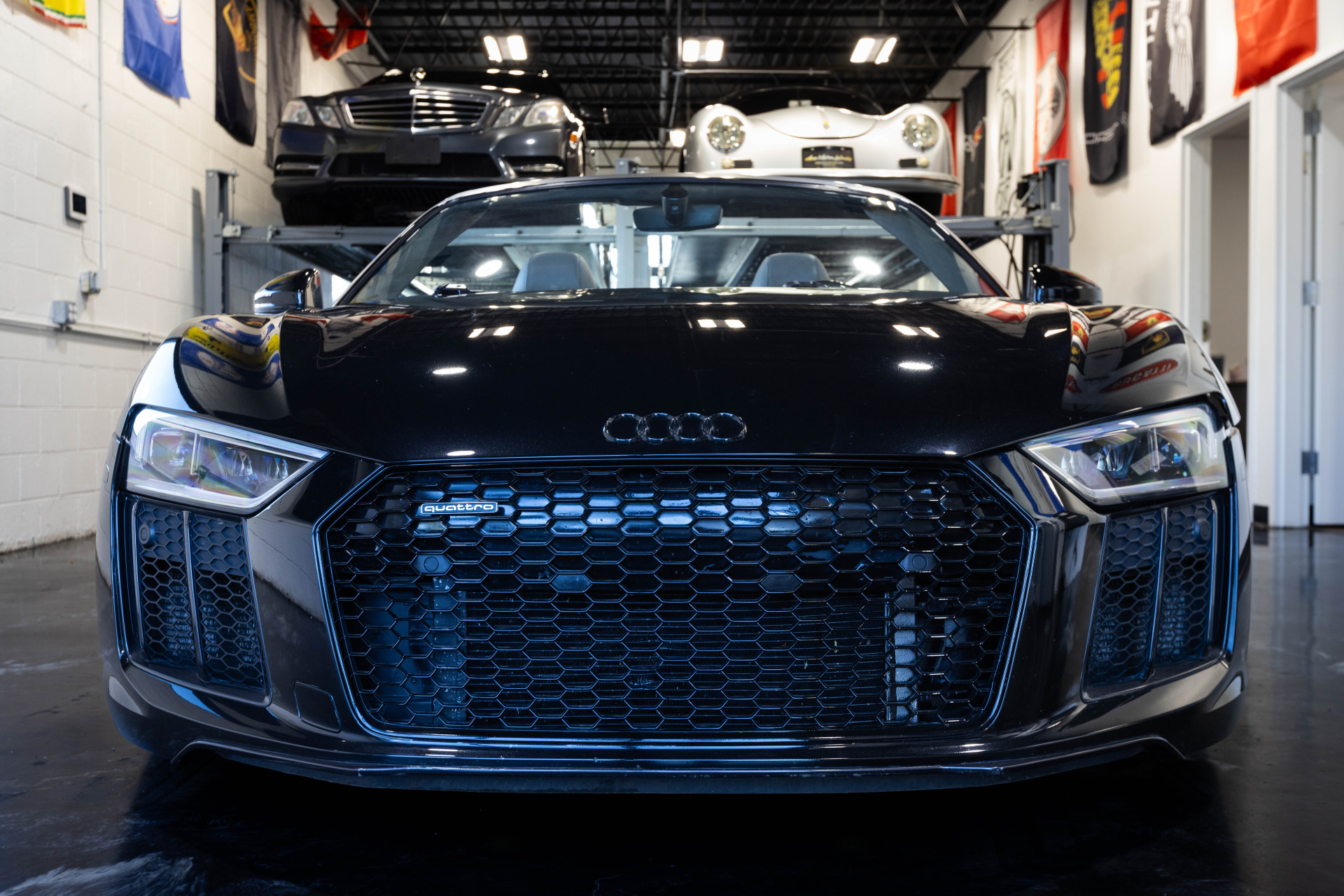 2017 AUDI R8 - Image 39