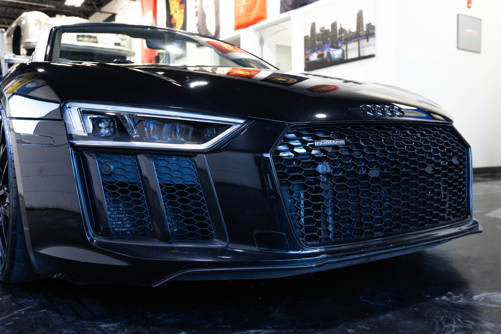 2017 AUDI R8 - Image 41