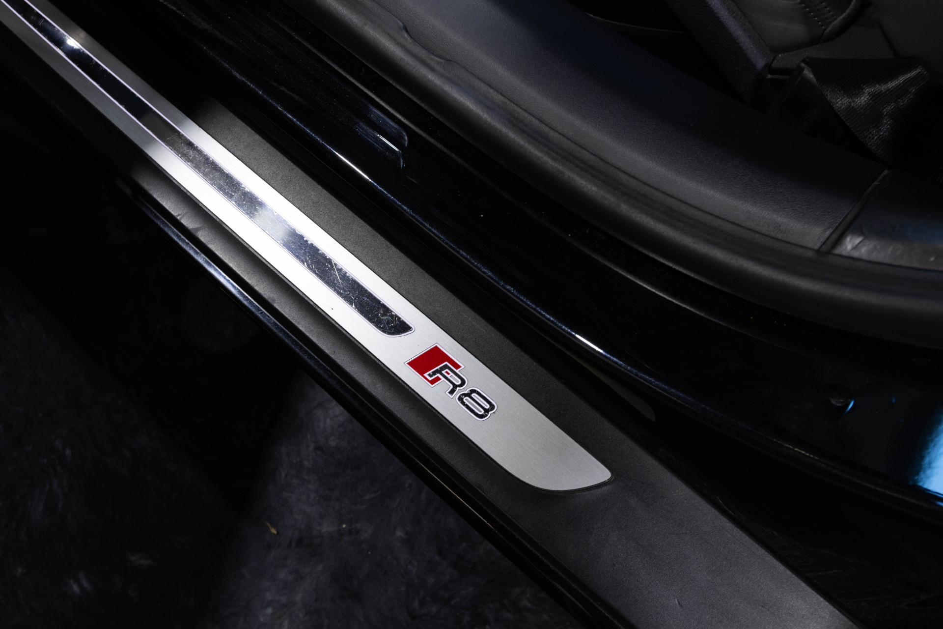 2017 AUDI R8 - Image 56