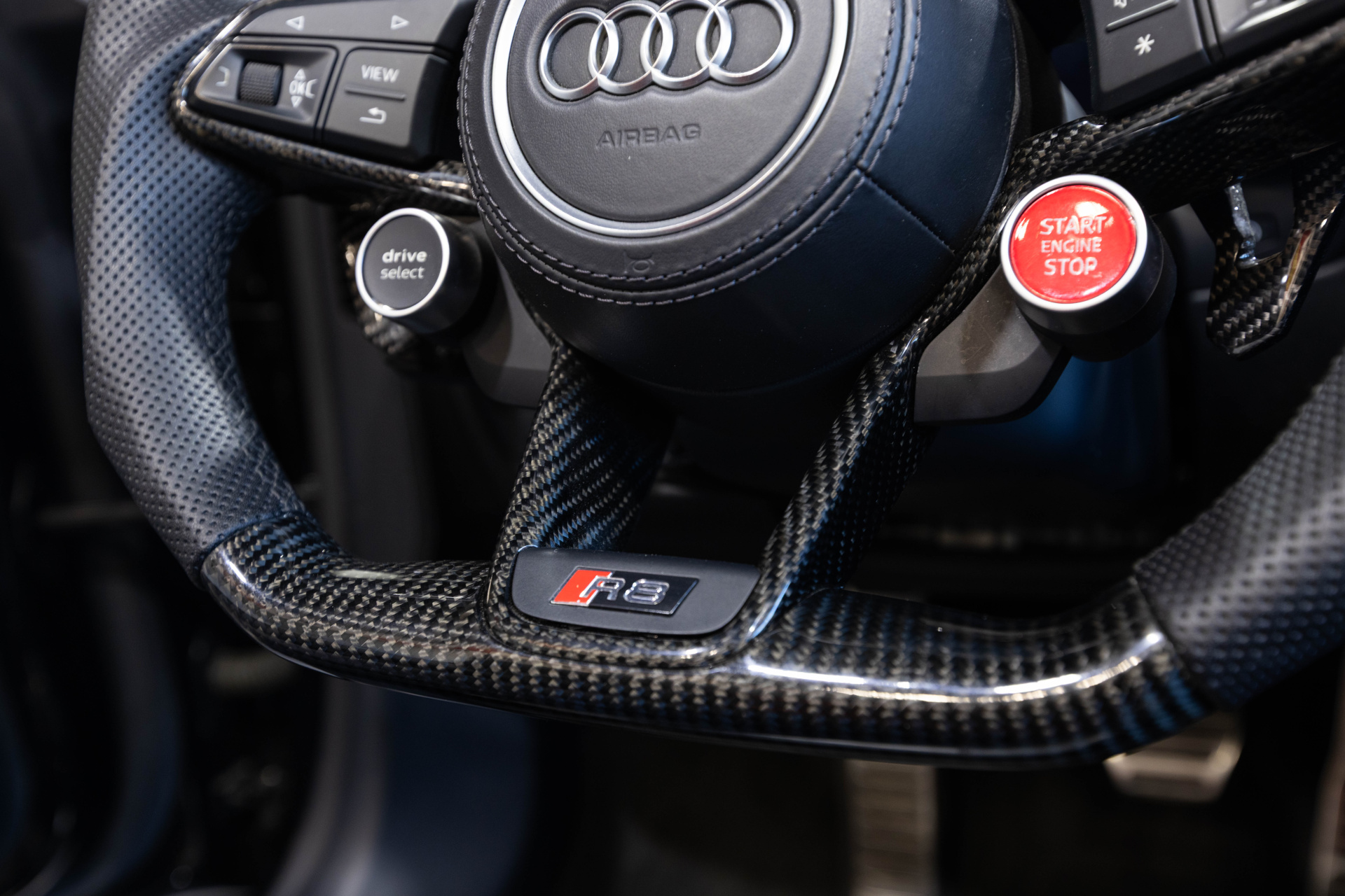 2017 AUDI R8 - Image 62