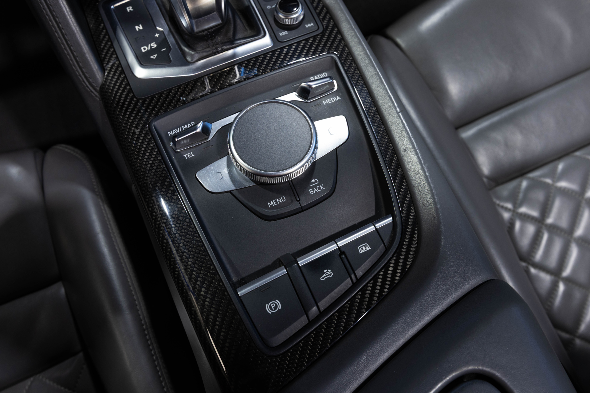 2017 AUDI R8 - Image 68