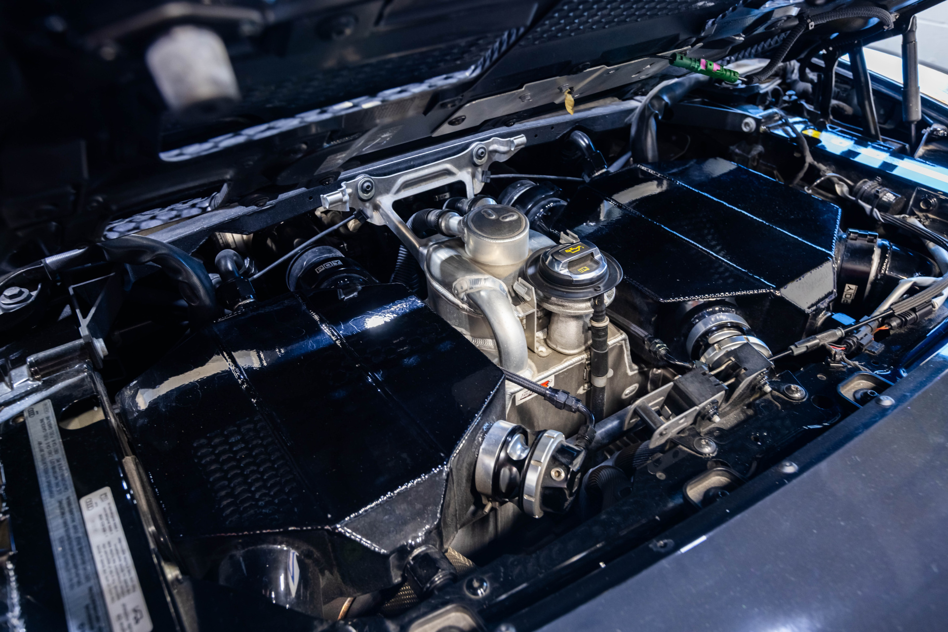 2017 AUDI R8 - Image 79