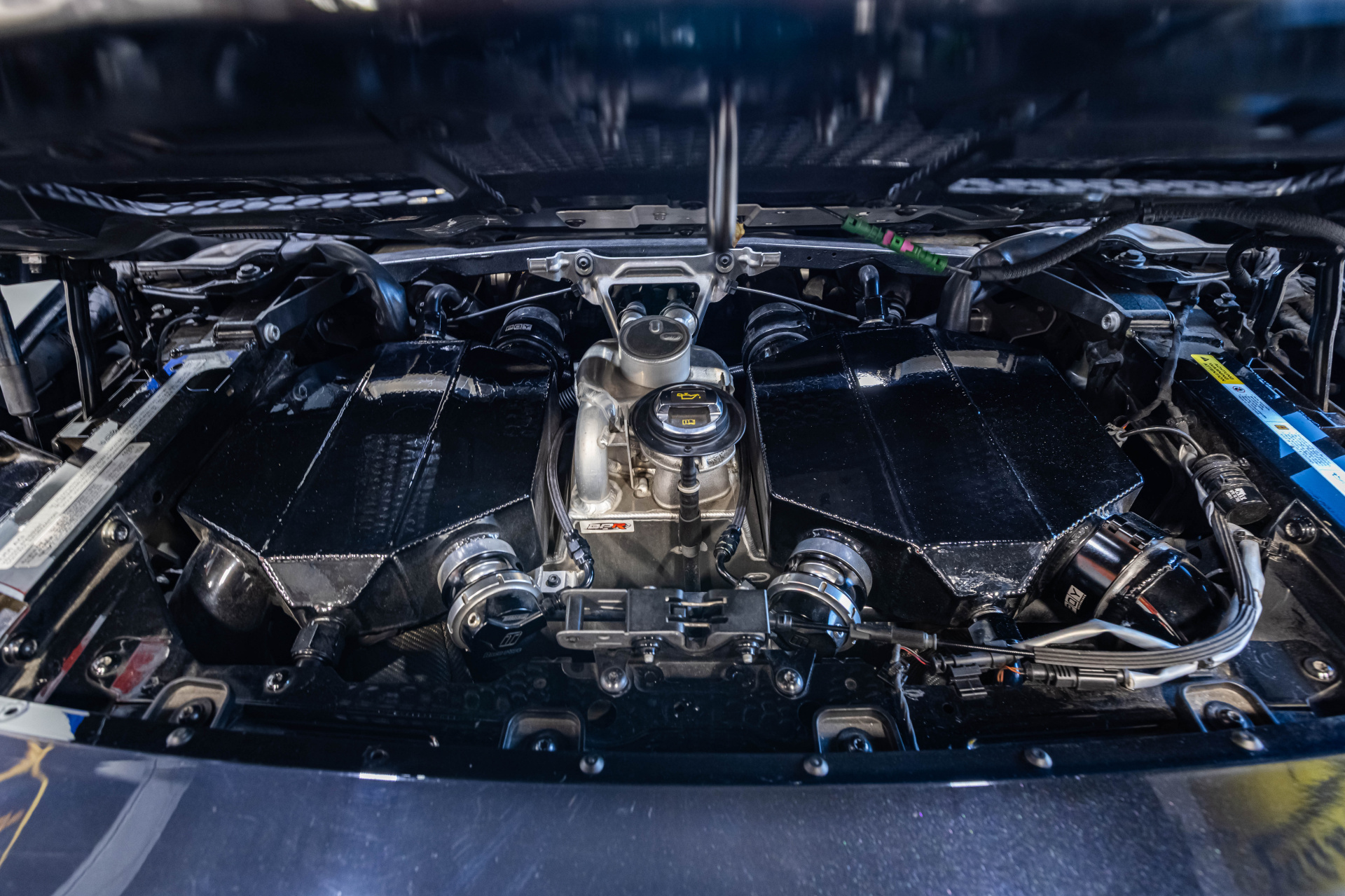 2017 AUDI R8 - Image 80