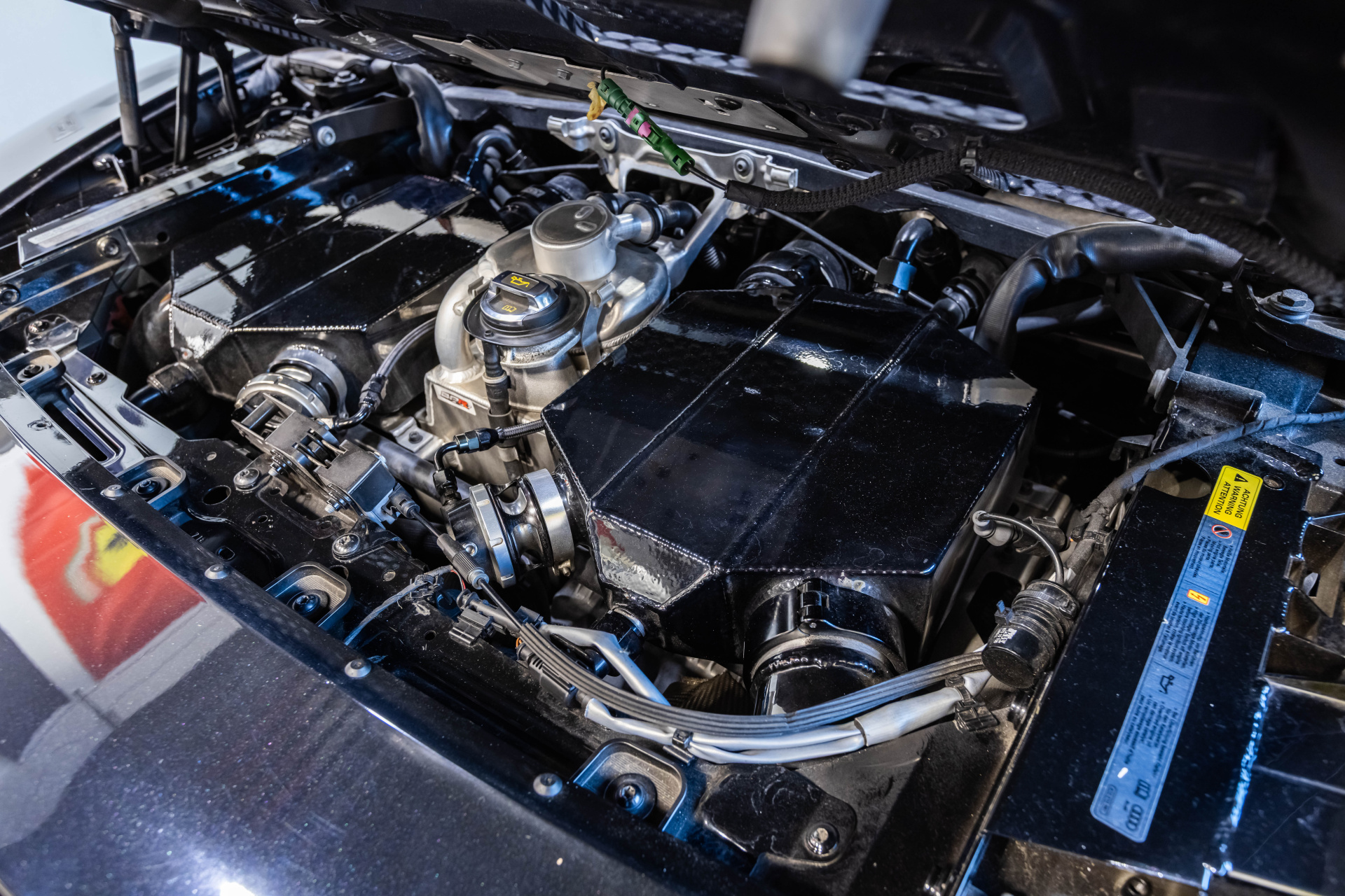 2017 AUDI R8 - Image 81