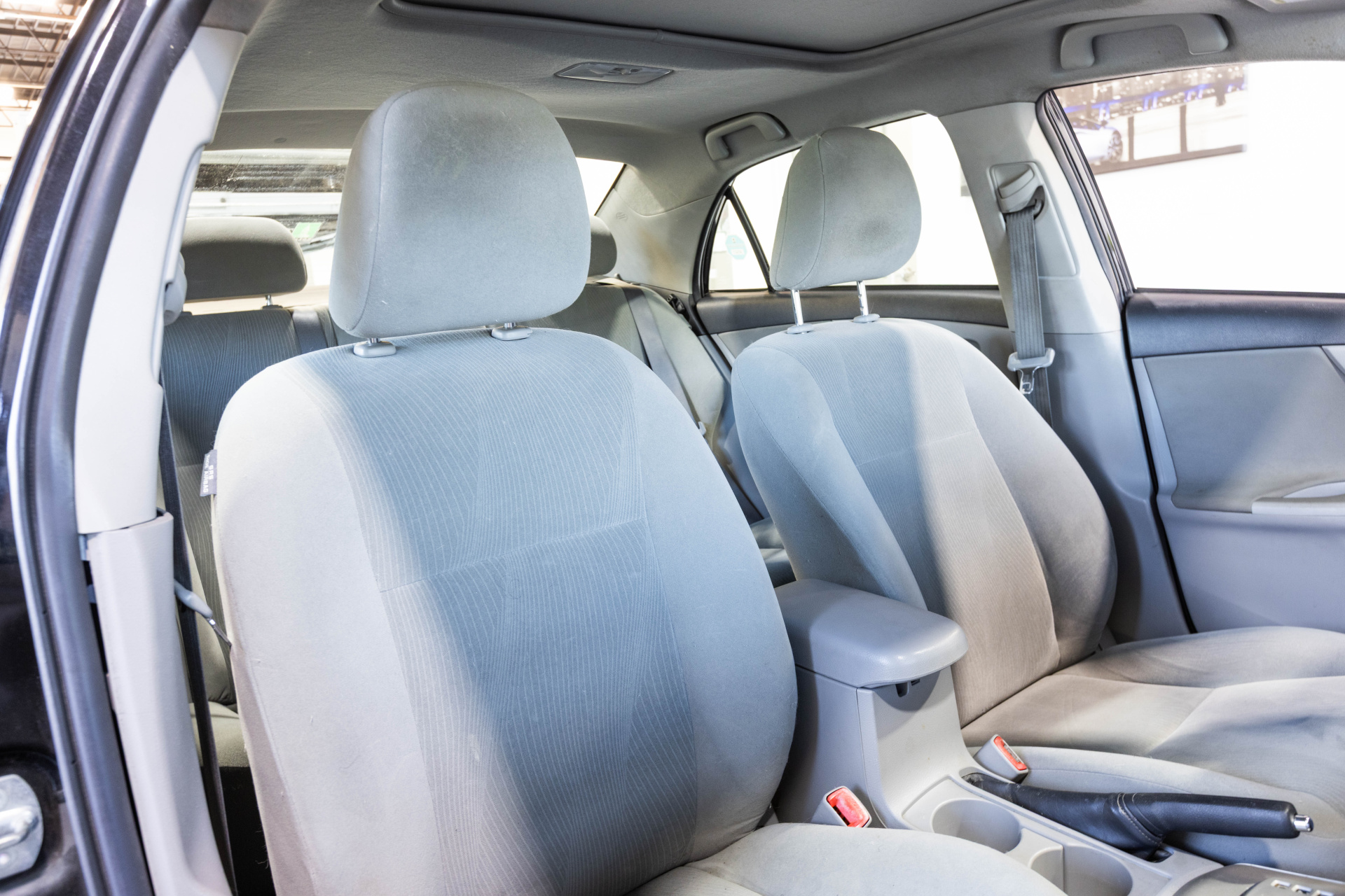 2013 TOYOTA COROLLA - Image 31